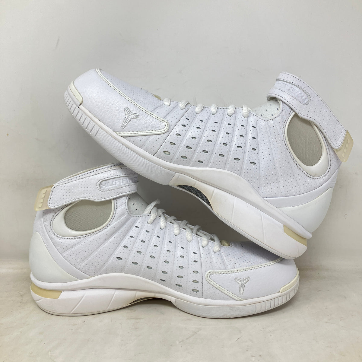 Nike Zoom Huarache 2K4 Black Mamba Collection Fade to Black
