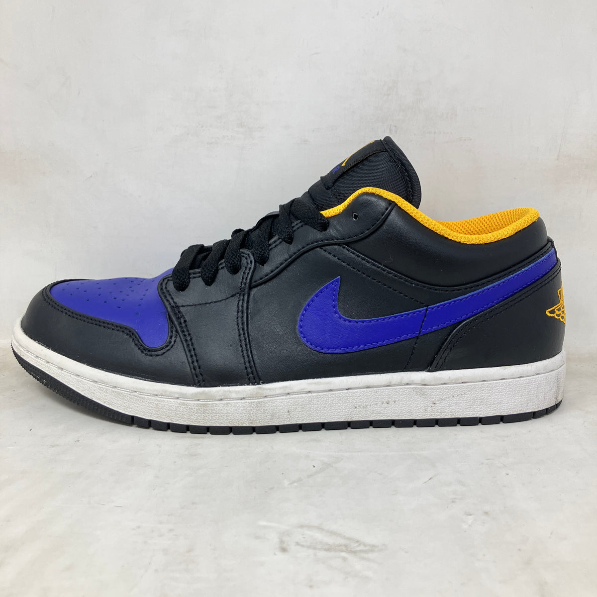 Jordan 1 Low Dark Concord
