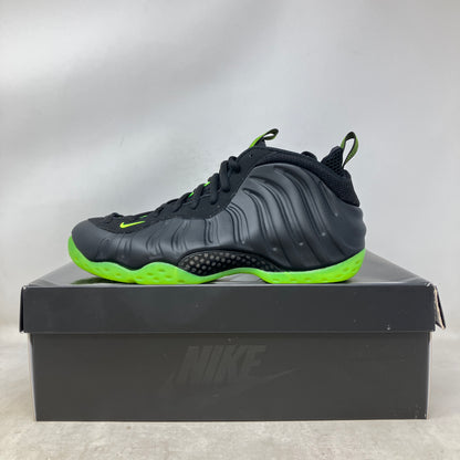 Nike Air Foamposite One Black Volt