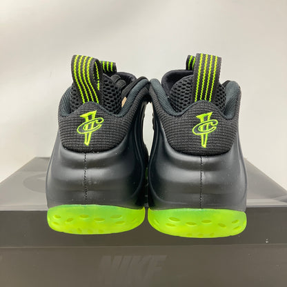 Nike Air Foamposite One Black Volt
