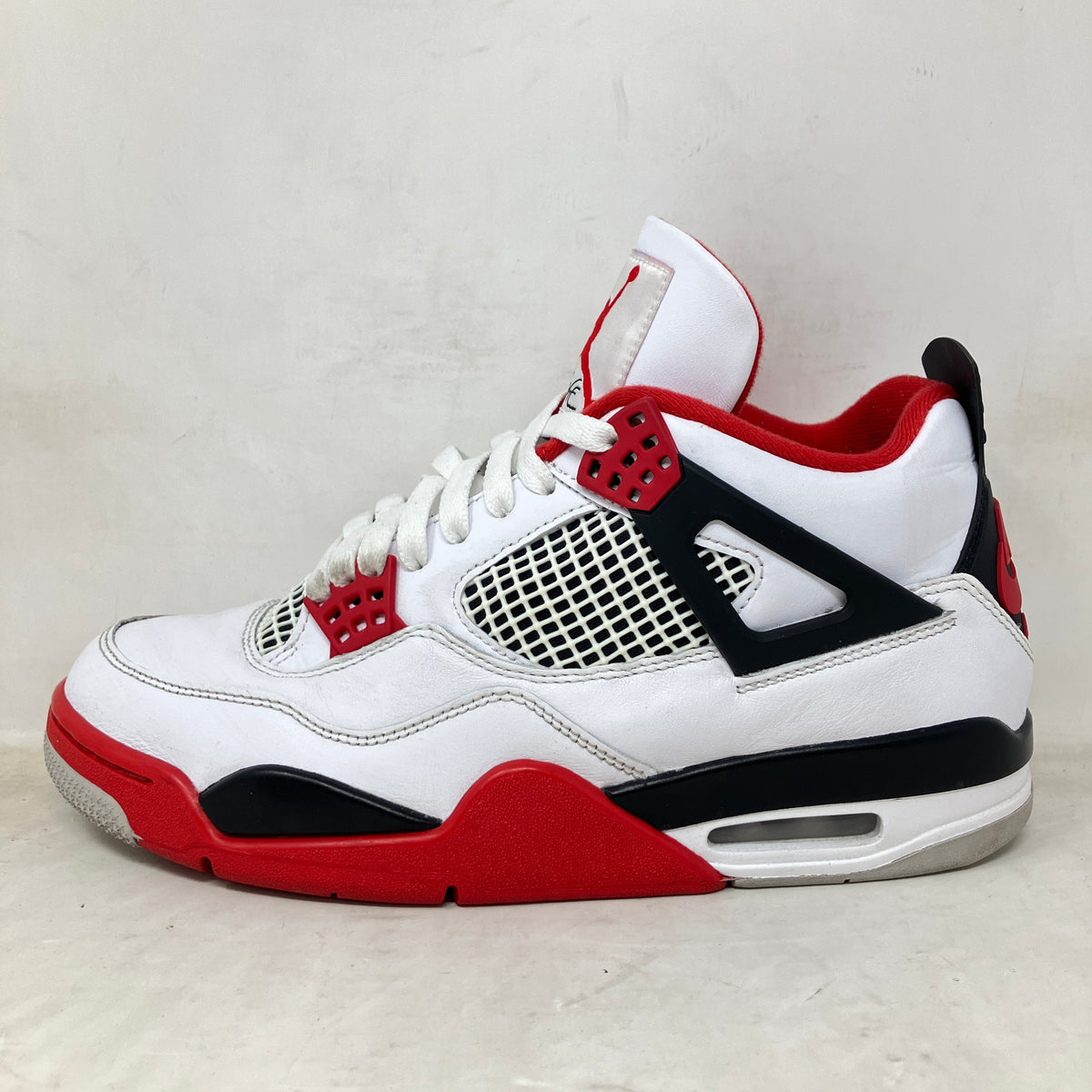 Jordan 4 Retro Fire Red (2020)