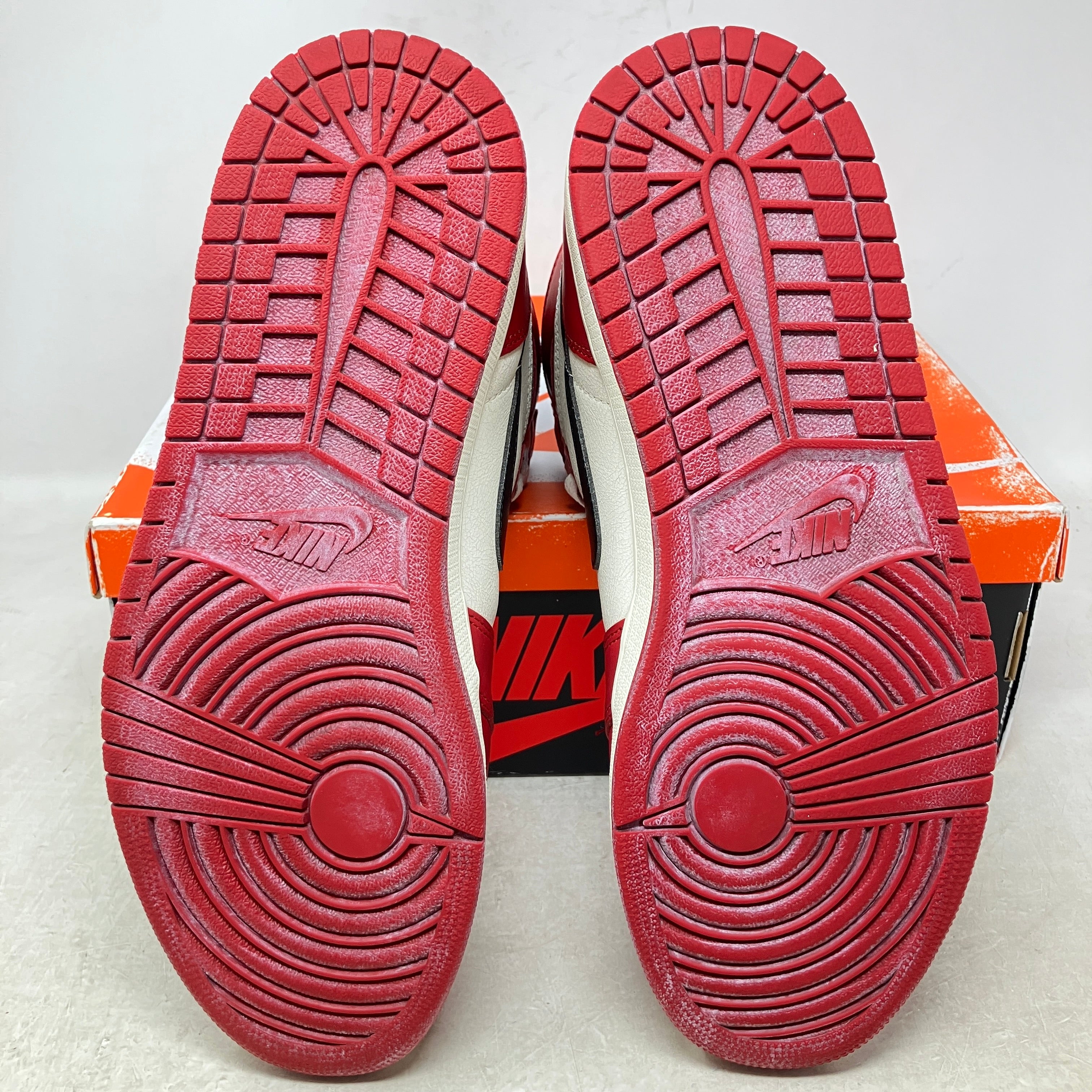 Jordan 1 Retro High OG Chicago Lost and Found