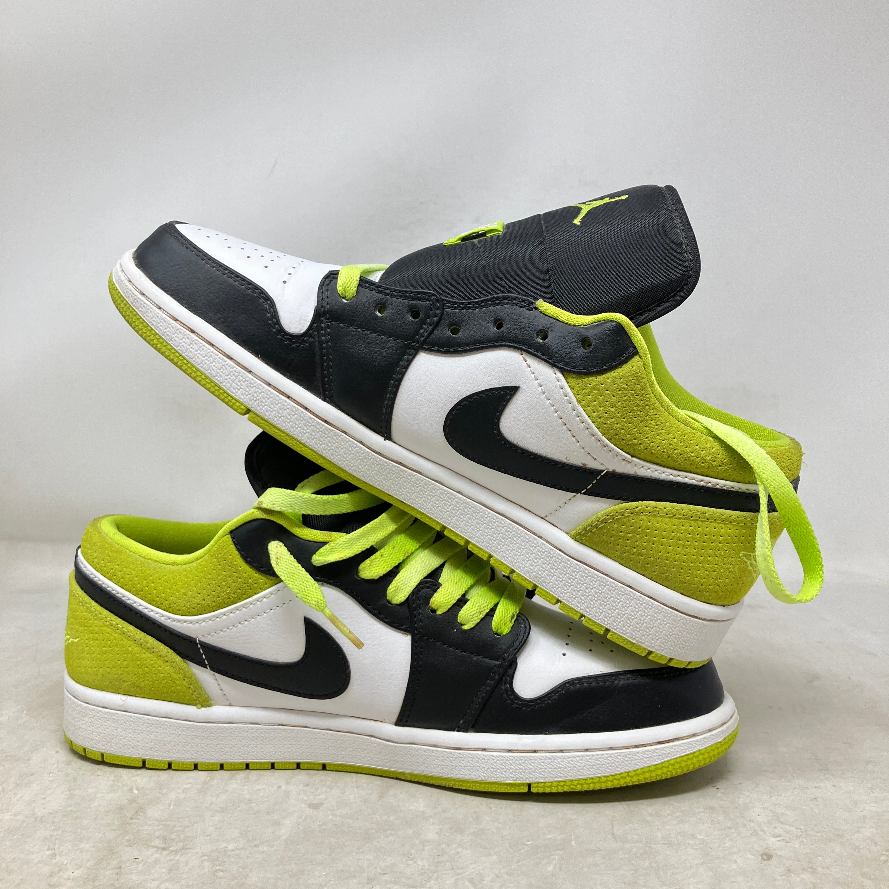 Jordan 1 Low Black Cyber
