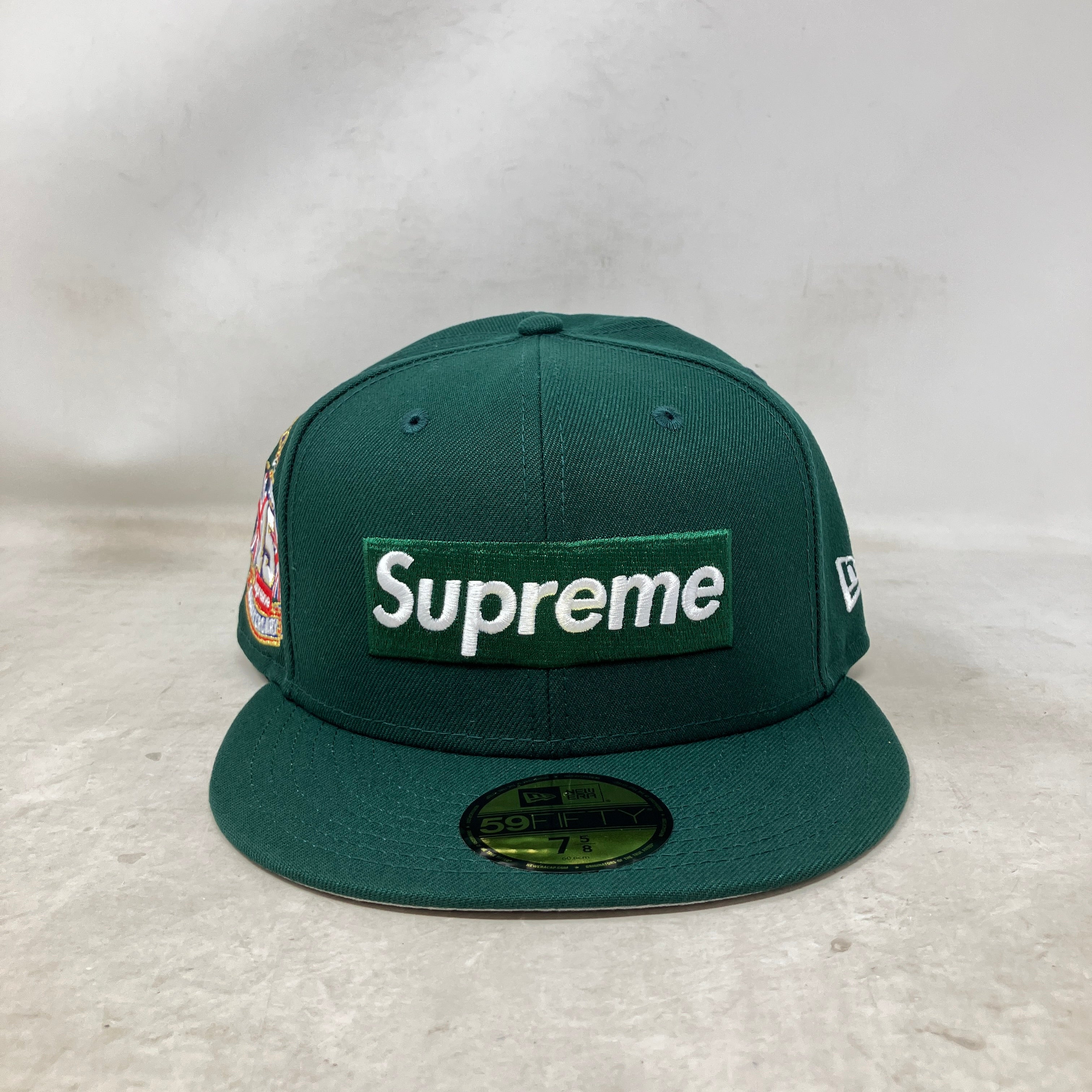 Supreme Shop Box Logo New Era 59Fifty Fitted Hat Green