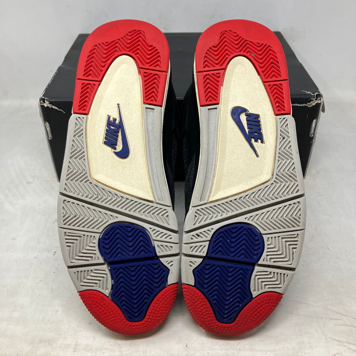 Jordan 4 Retro Rare Air (Gold Lettering)