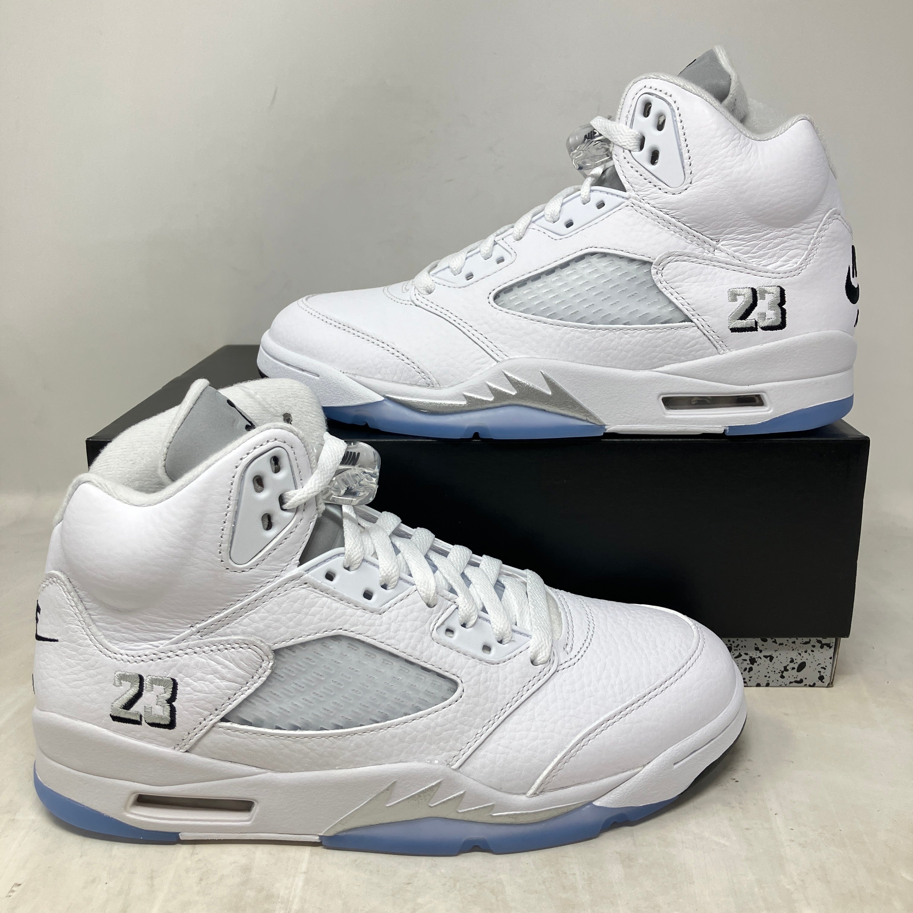 Jordan 5 Retro White Metallic (2026)