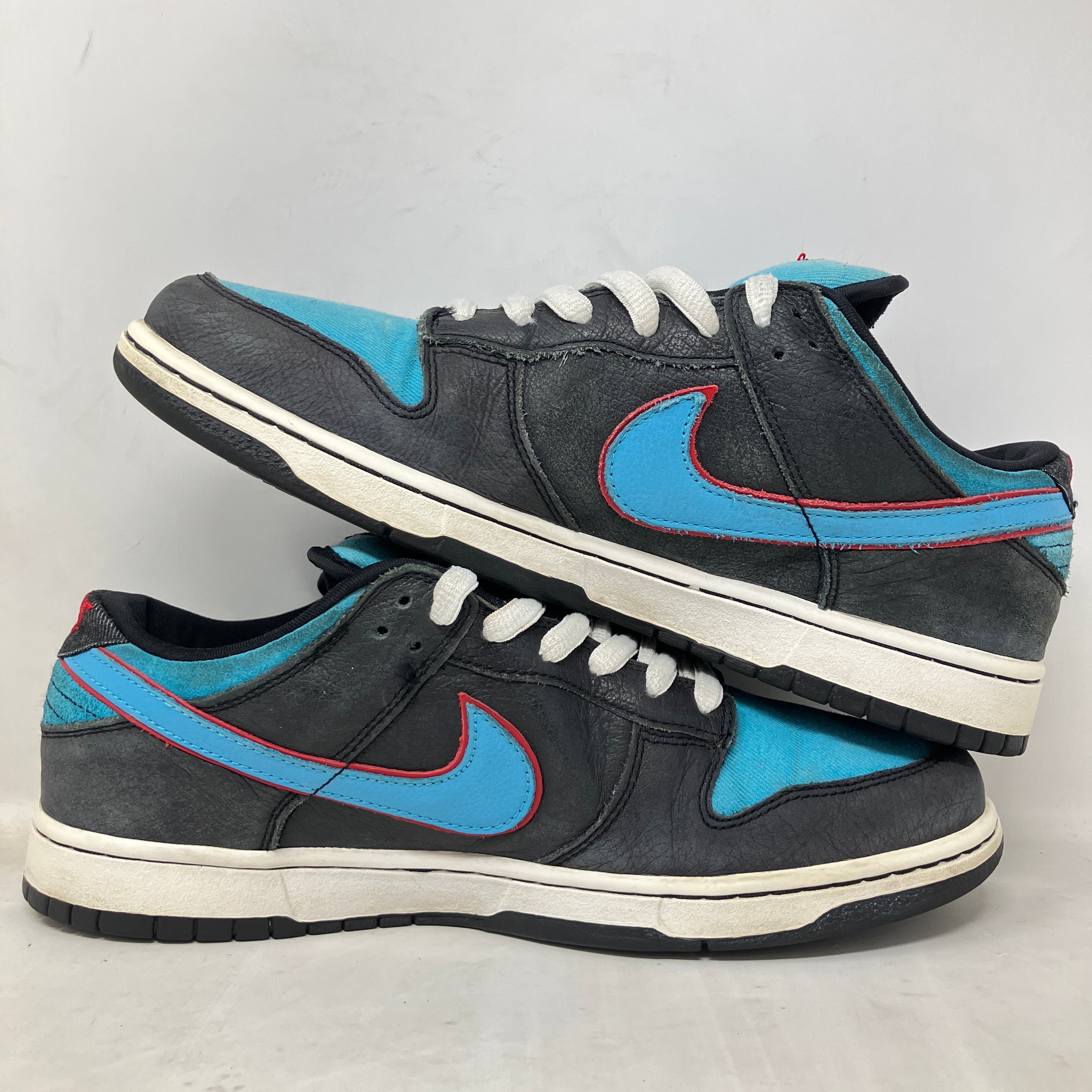 Nike SB Dunk Low Angel and Death