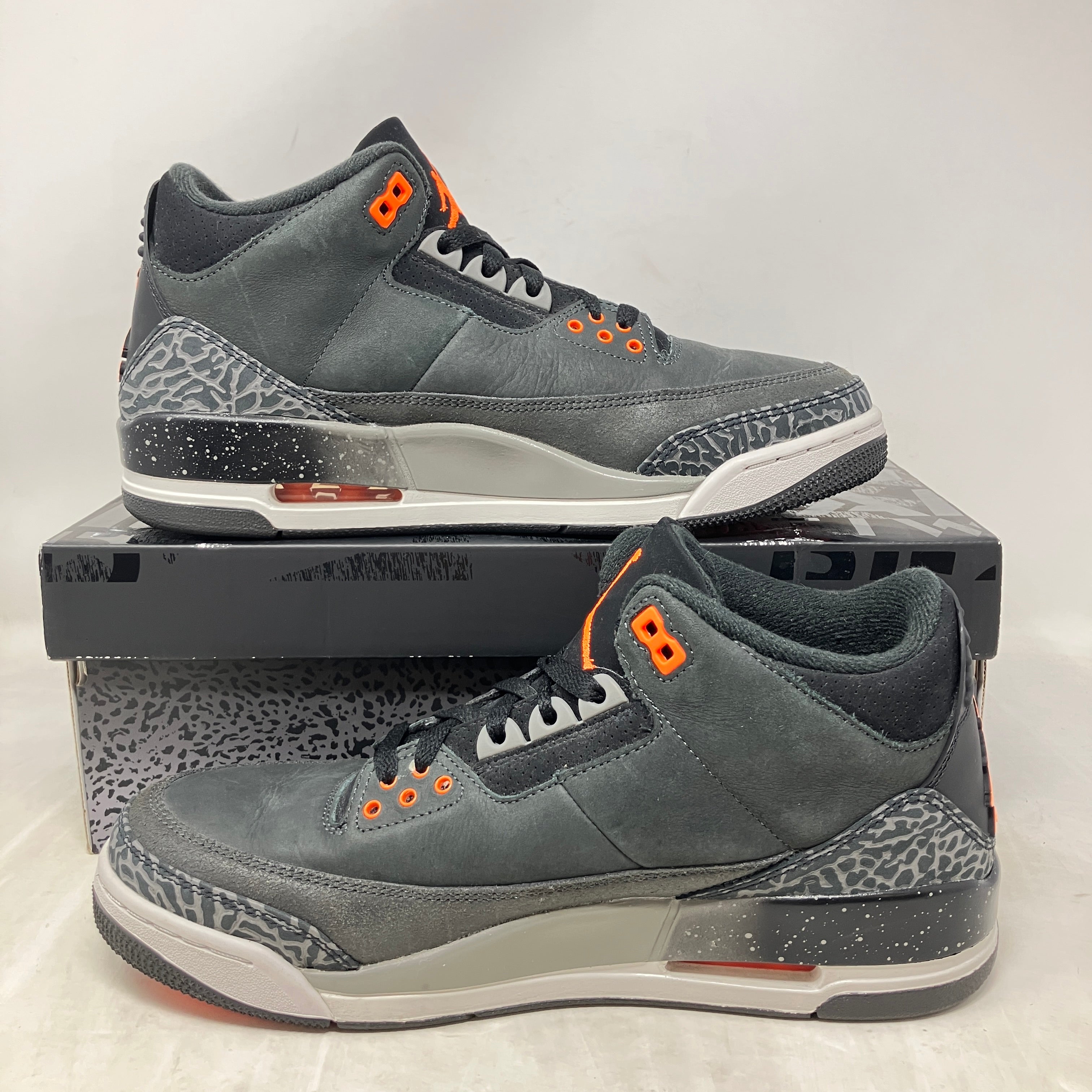Jordan 3 Retro Fear Pack (2023)