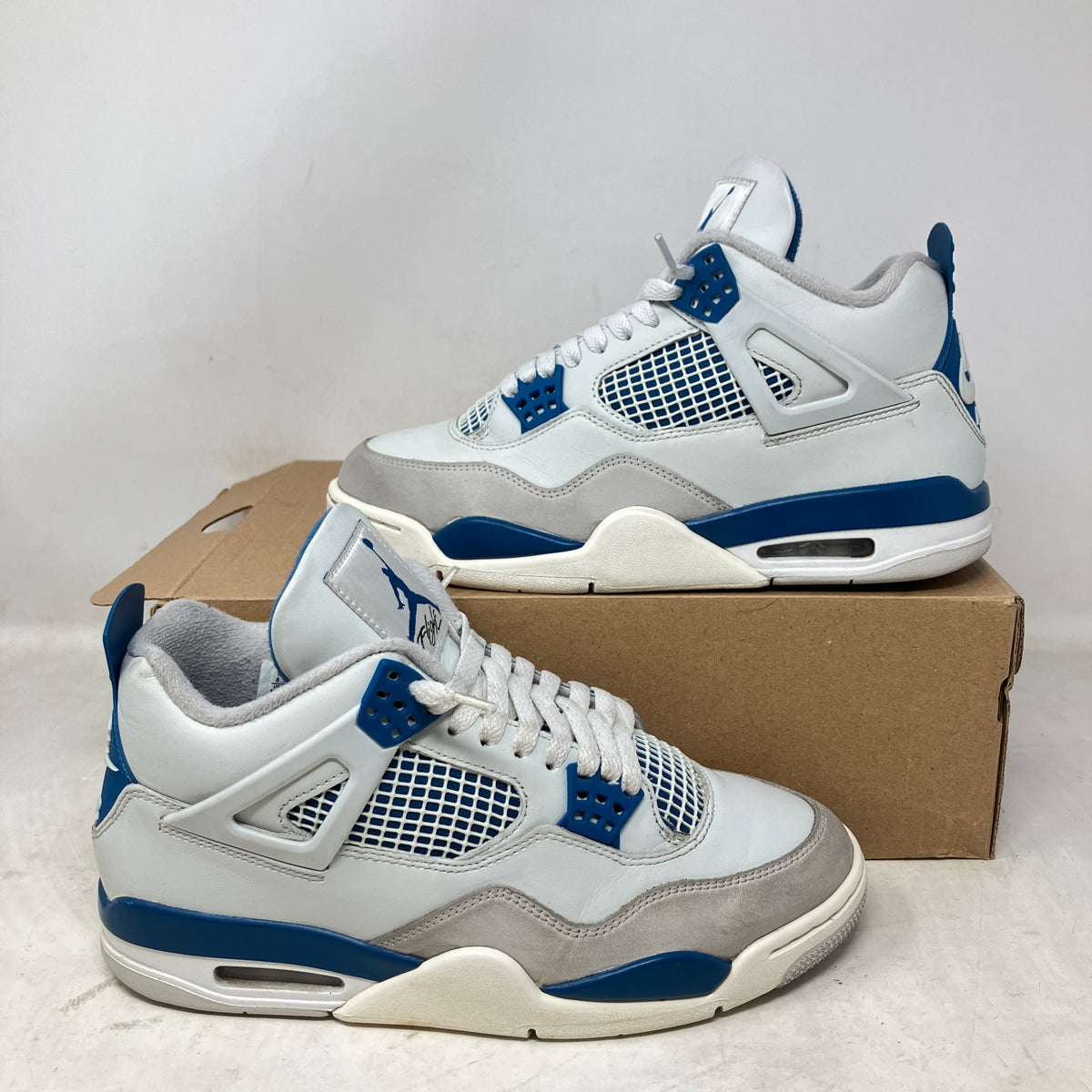 Jordan 4 Retro Military Blue (2024)