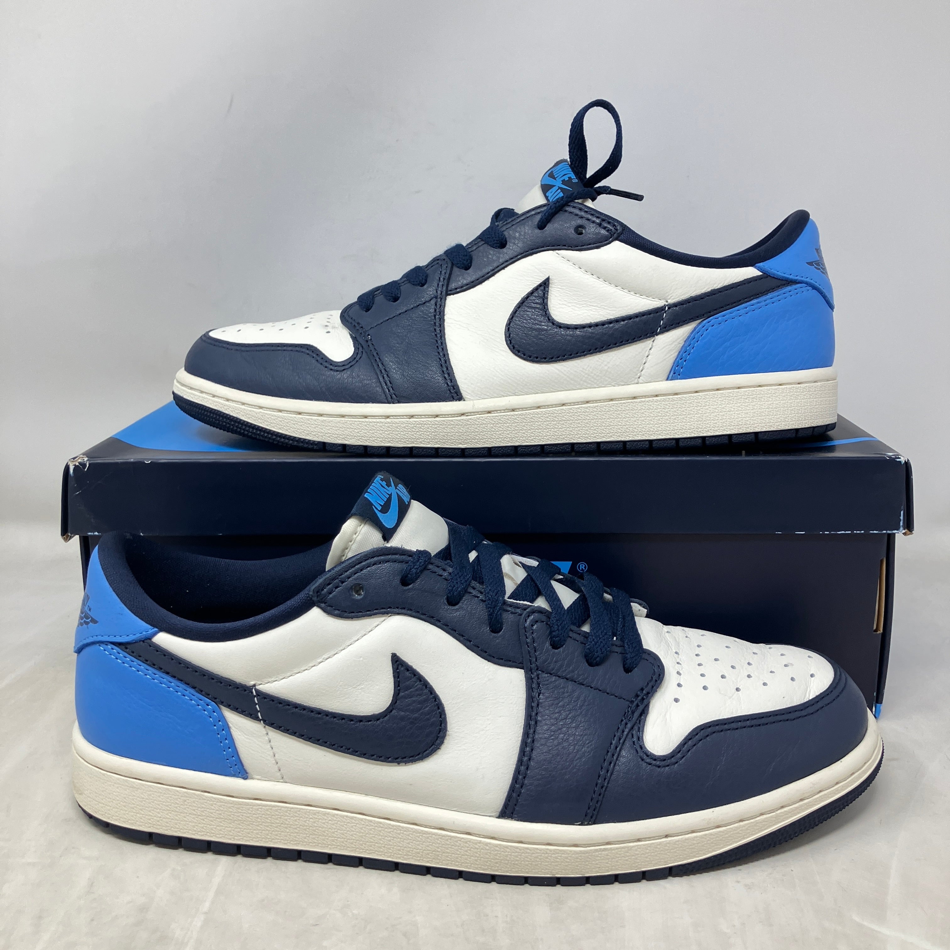 Jordan 1 Low OG Obsidian UNC