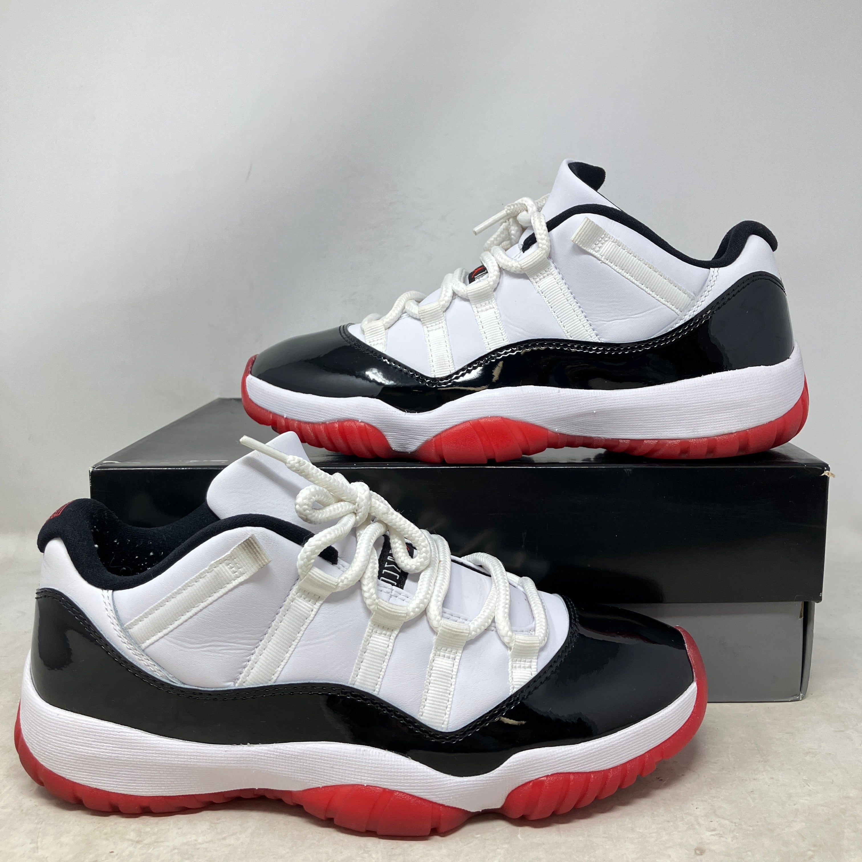 Jordan 11 Retro Low Concord Bred