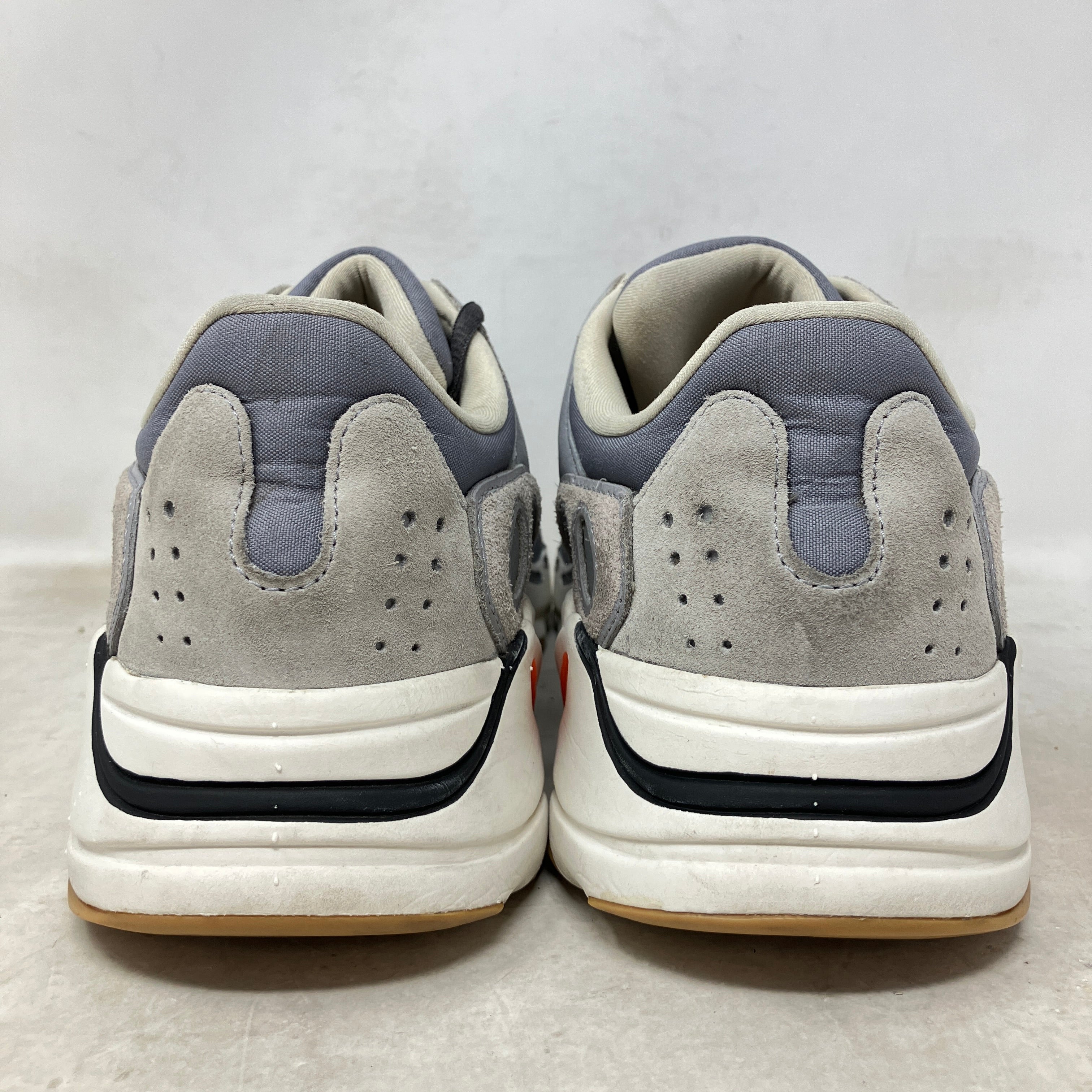 adidas Yeezy Boost 700 Magnet