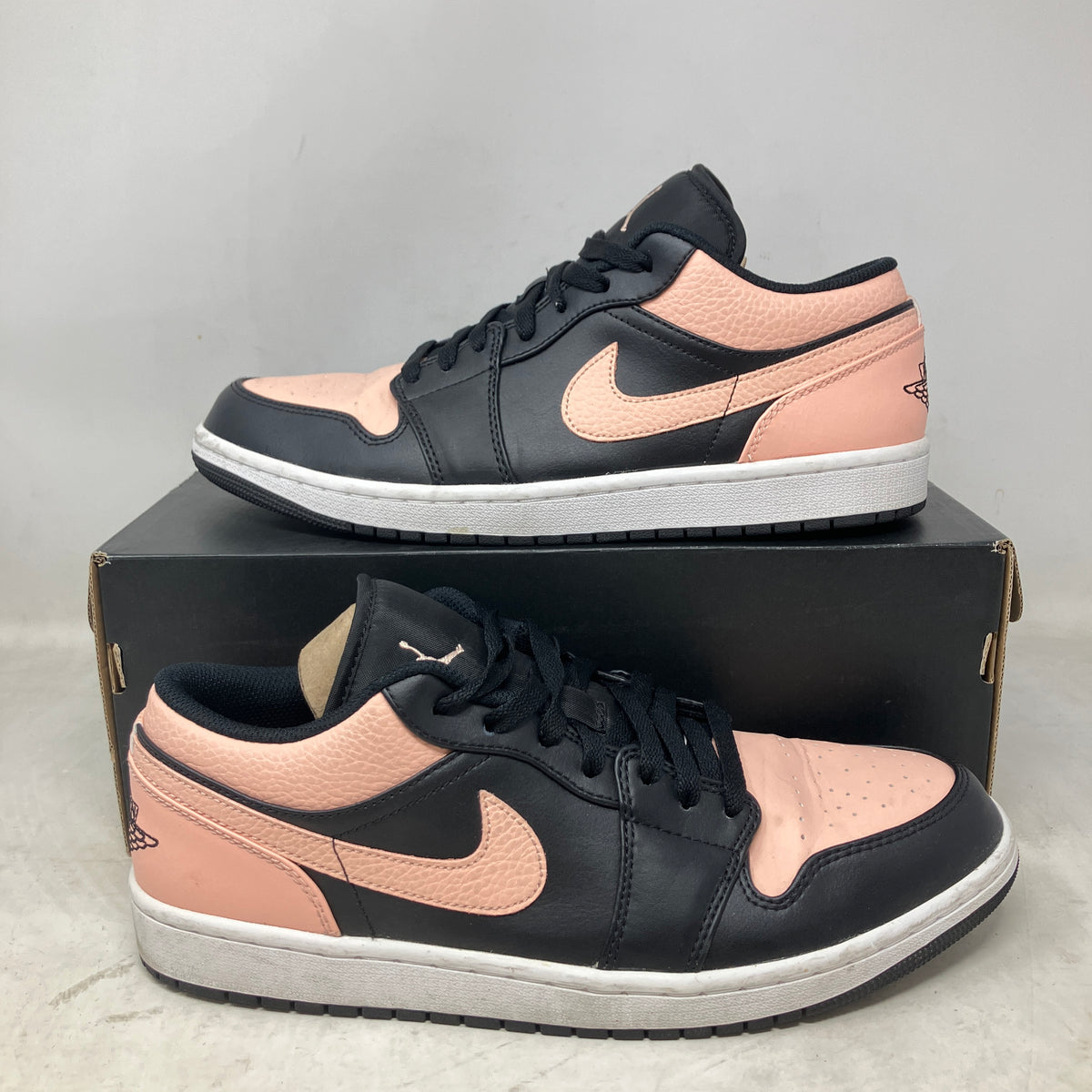 Jordan 1 Low Crimson Tint