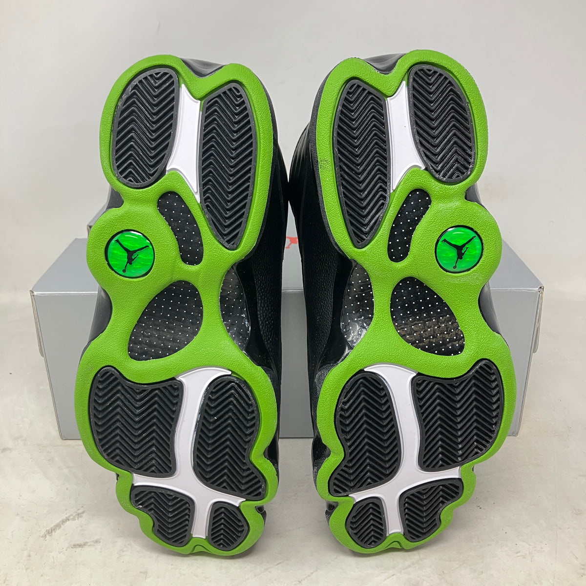 Jordan 13 Retro Altitude (2017)
