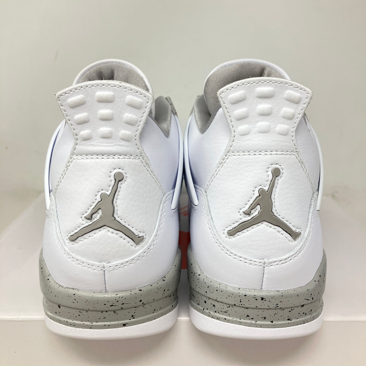 Jordan 4 Retro White Oreo (2021)