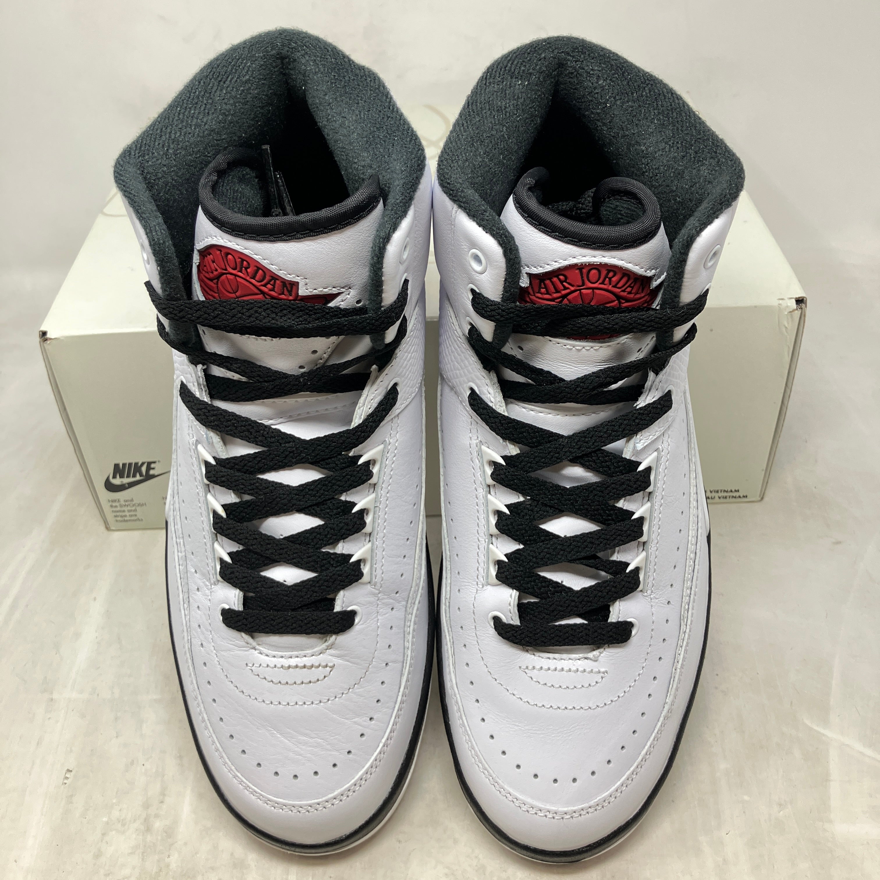 Jordan 2 Retro OG Chicago (2022)