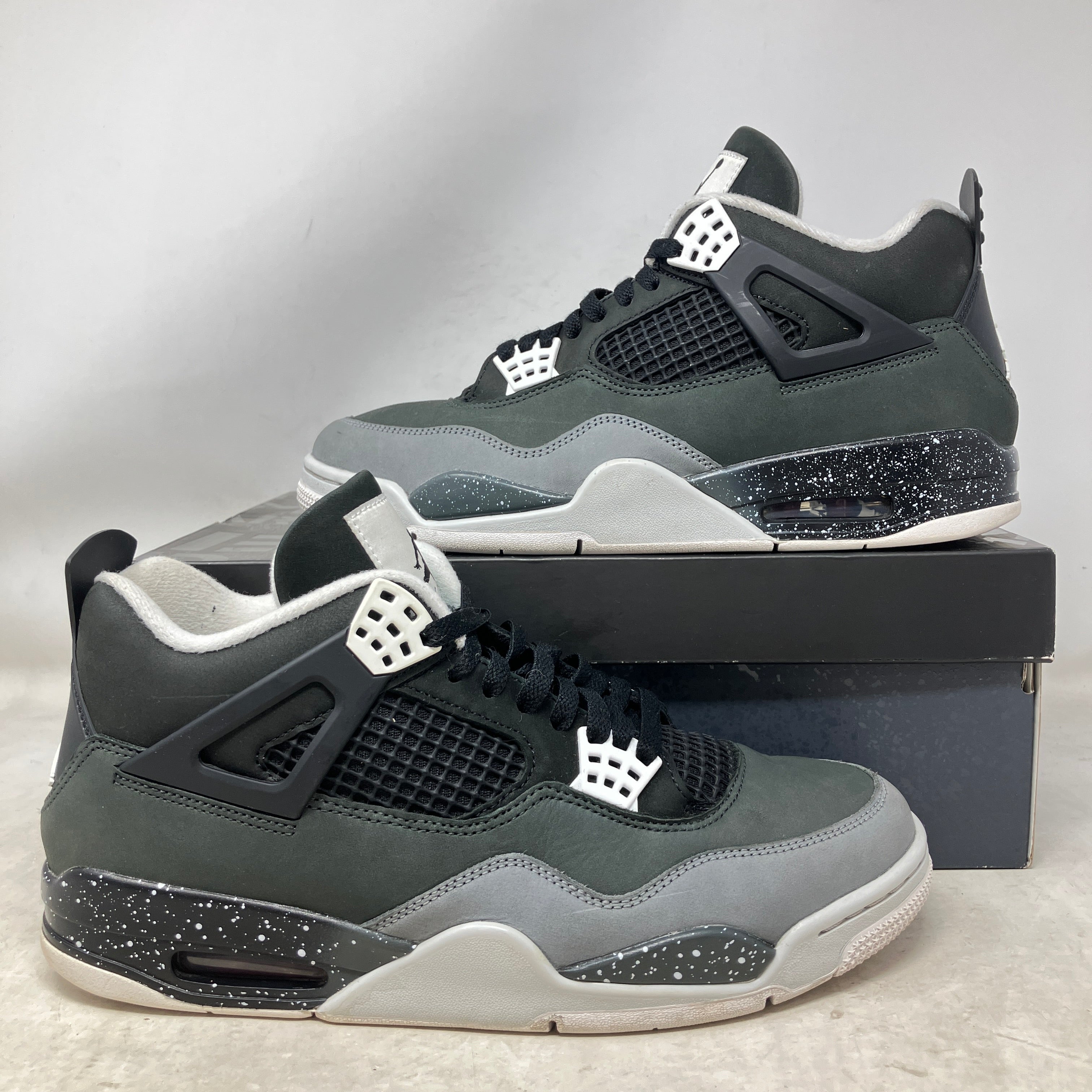 Jordan 4 Retro Fear (2024)