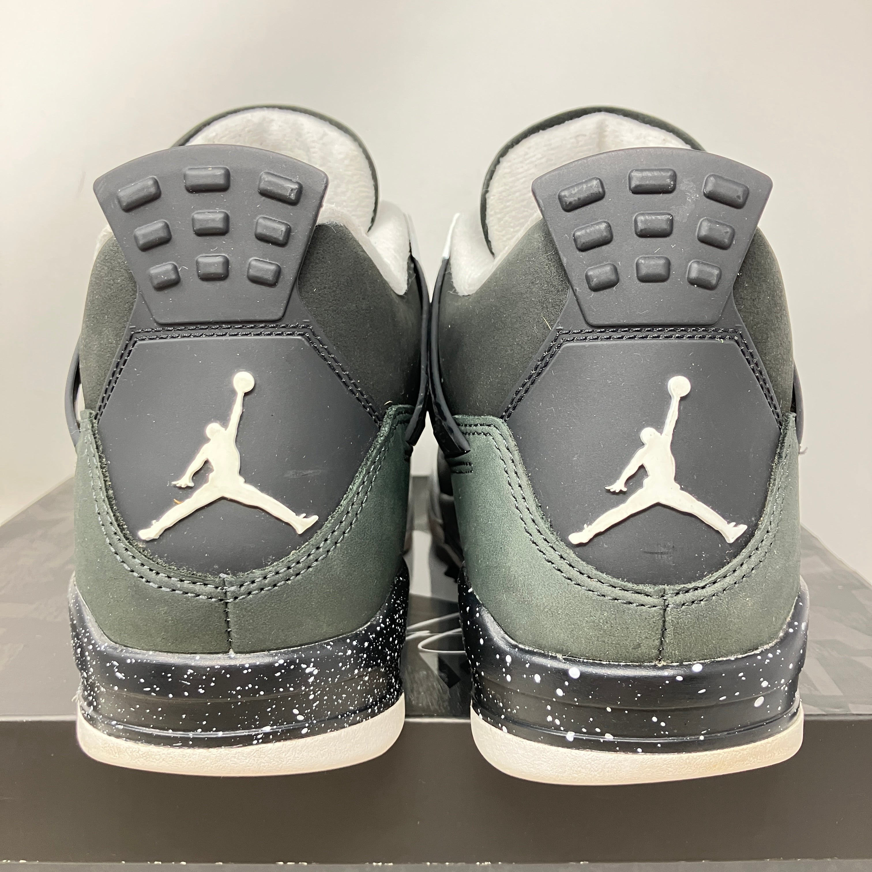 Jordan 4 Retro Fear (2024)