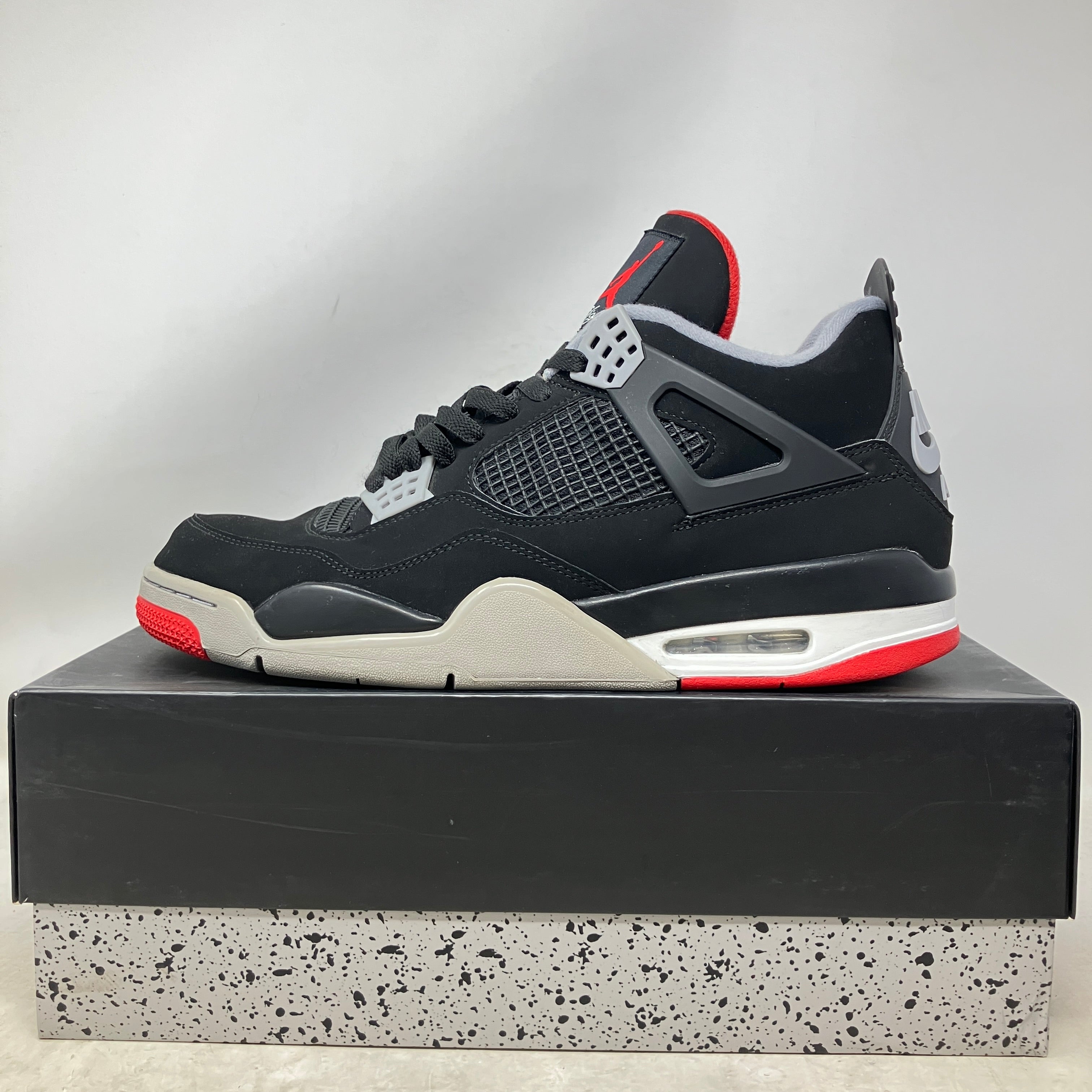 Jordan 4 Retro Bred (2019)