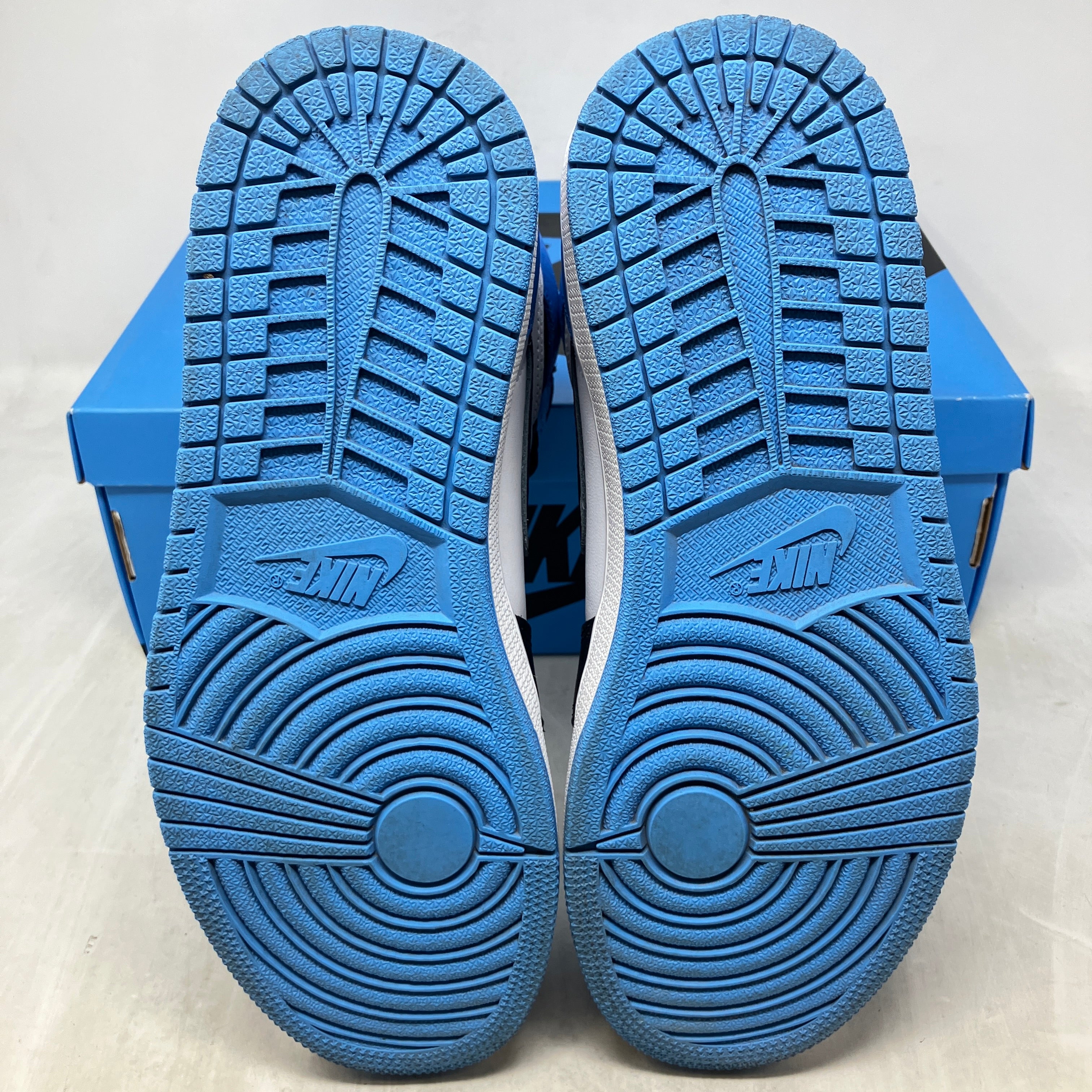 Jordan 1 Retro High OG UNC Toe