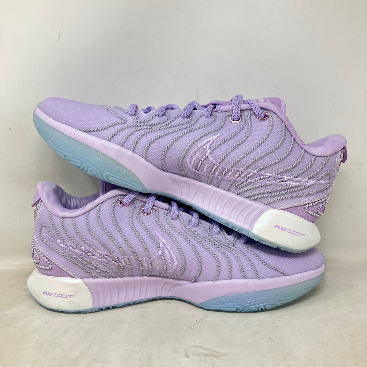 Nike LeBron 21 Easter (Translucent Outsole)