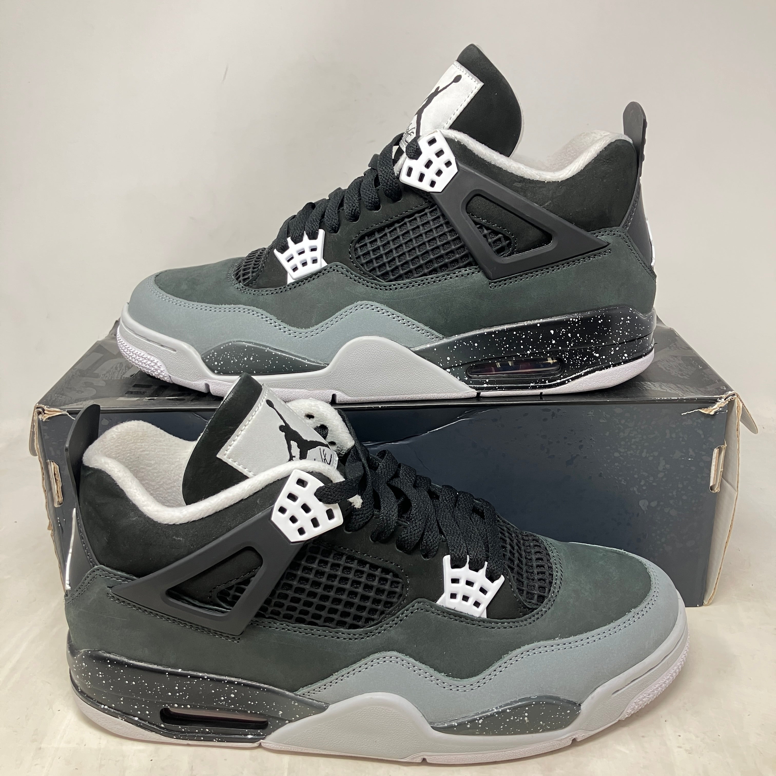 Jordan 4 Retro Fear (2024)