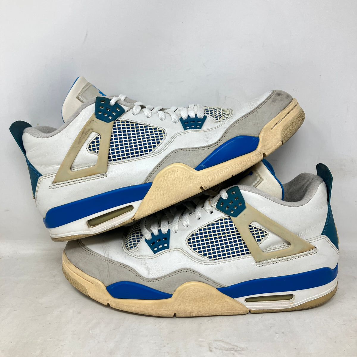 Jordan 4 Retro Military Blue (2012)