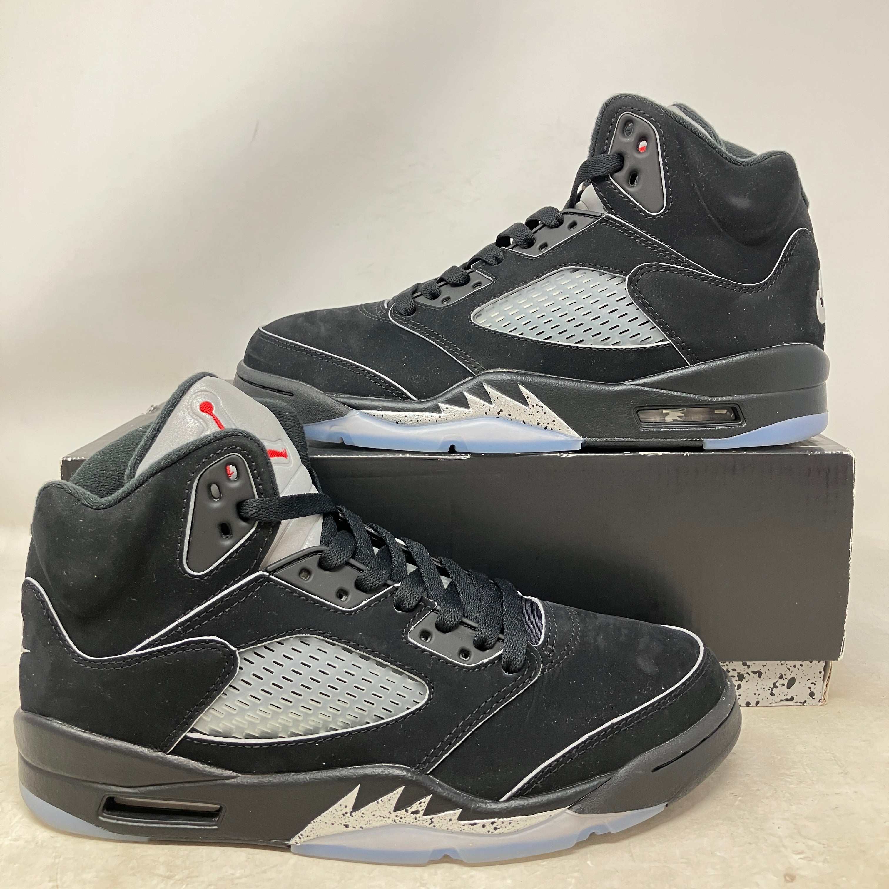Jordan 5 Retro OG Black Metallic Reimagined
