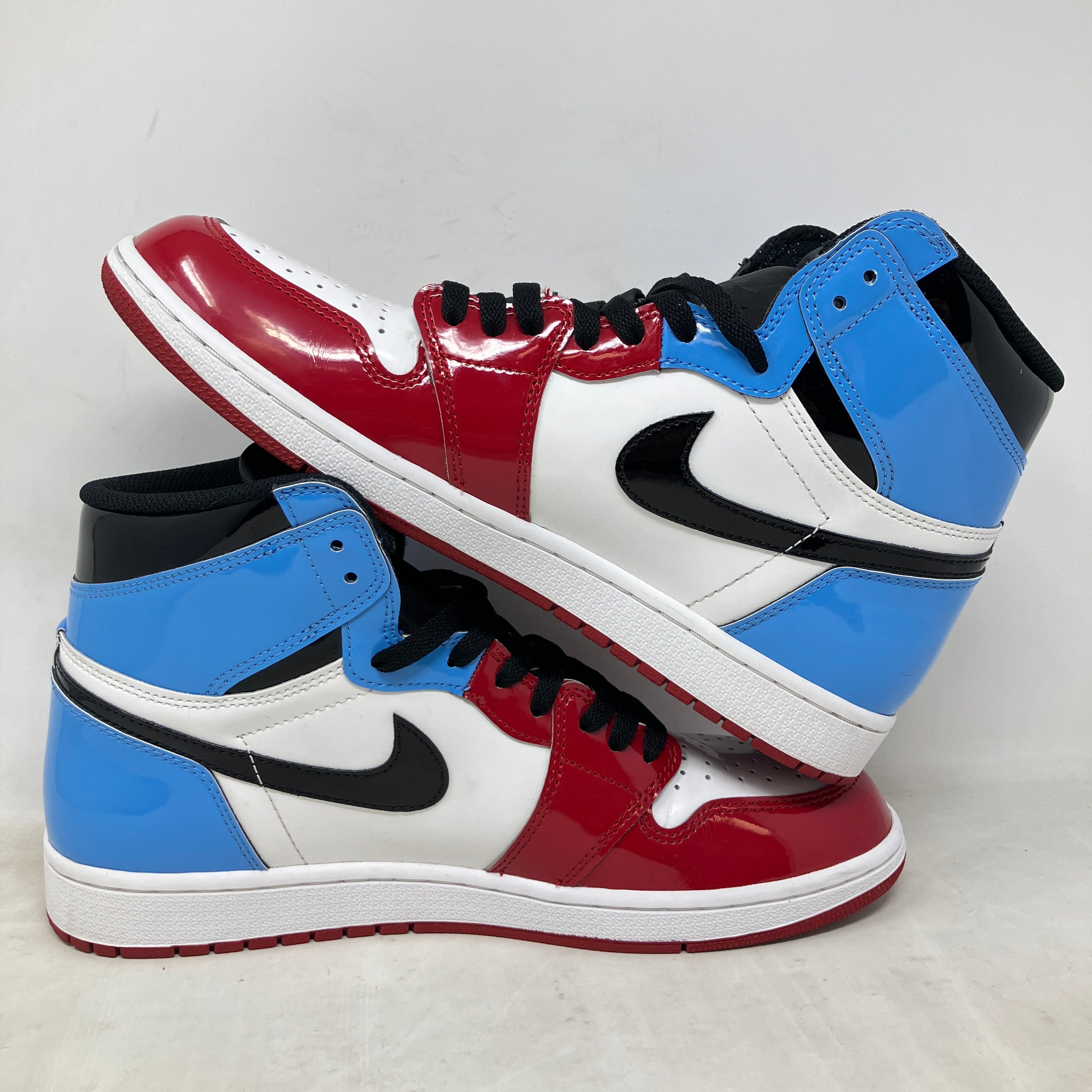 Jordan 1 Retro High Fearless UNC Chicago