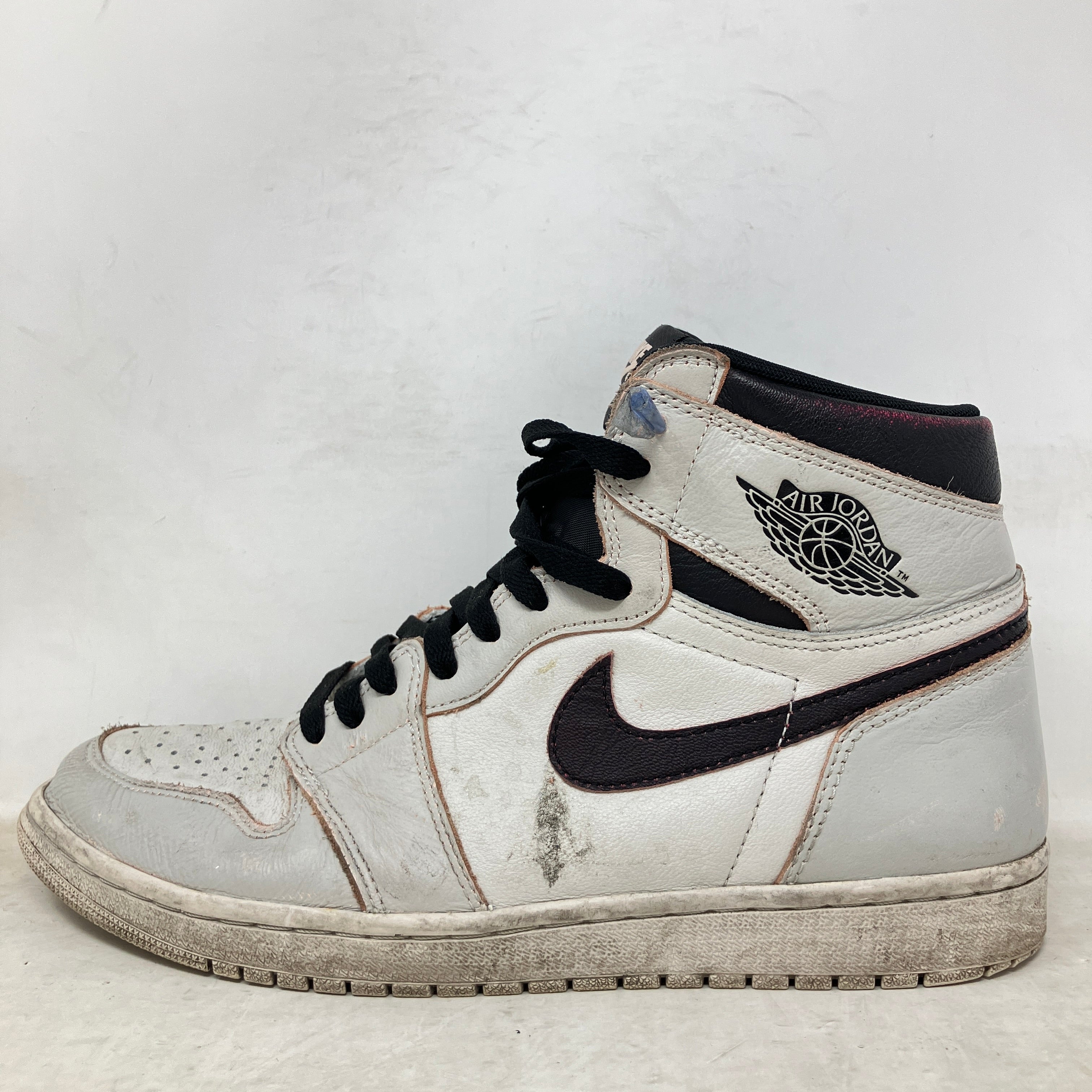 Jordan 1 Retro High OG Defiant SB NYC to Paris