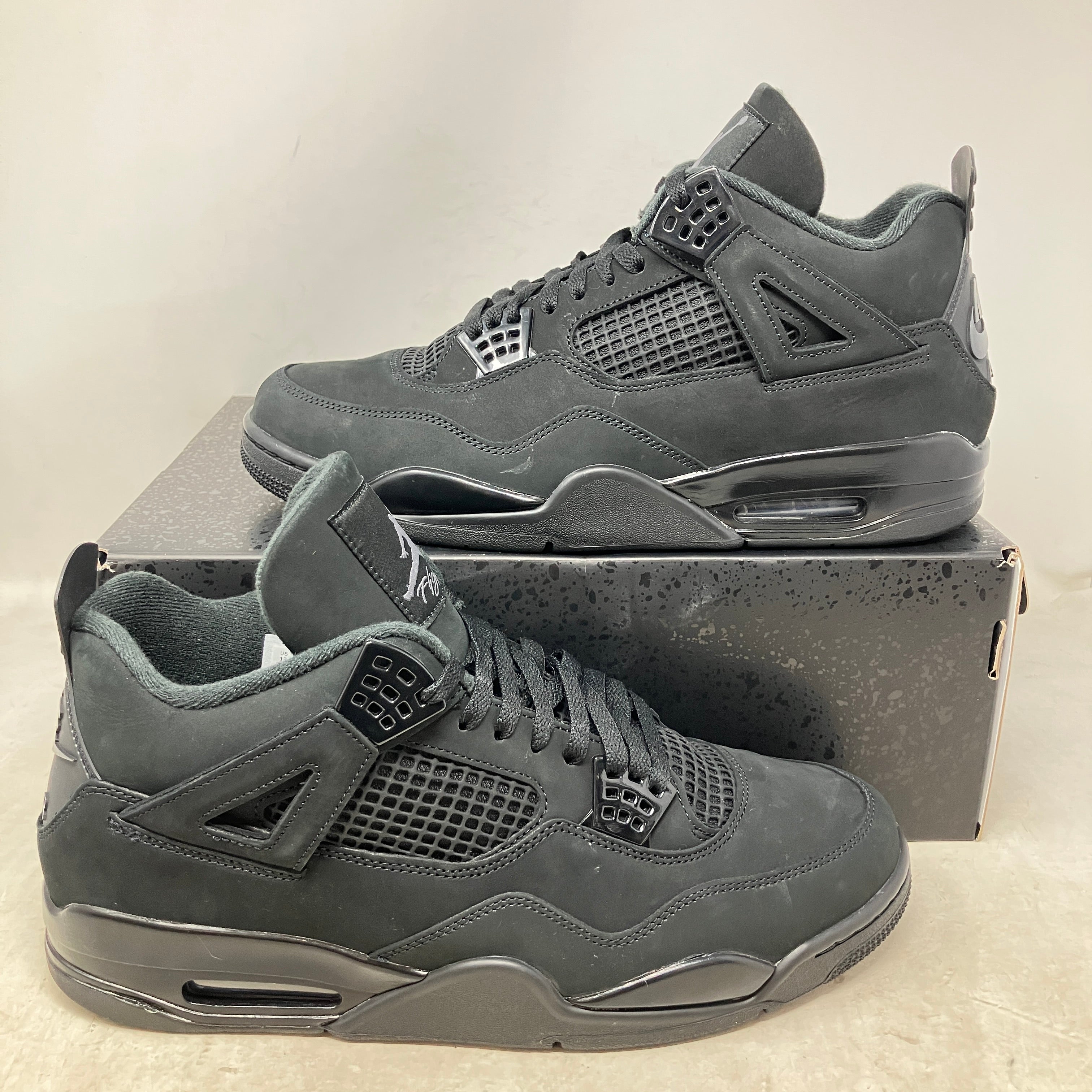 Jordan 4 Retro Black Cat (2025)