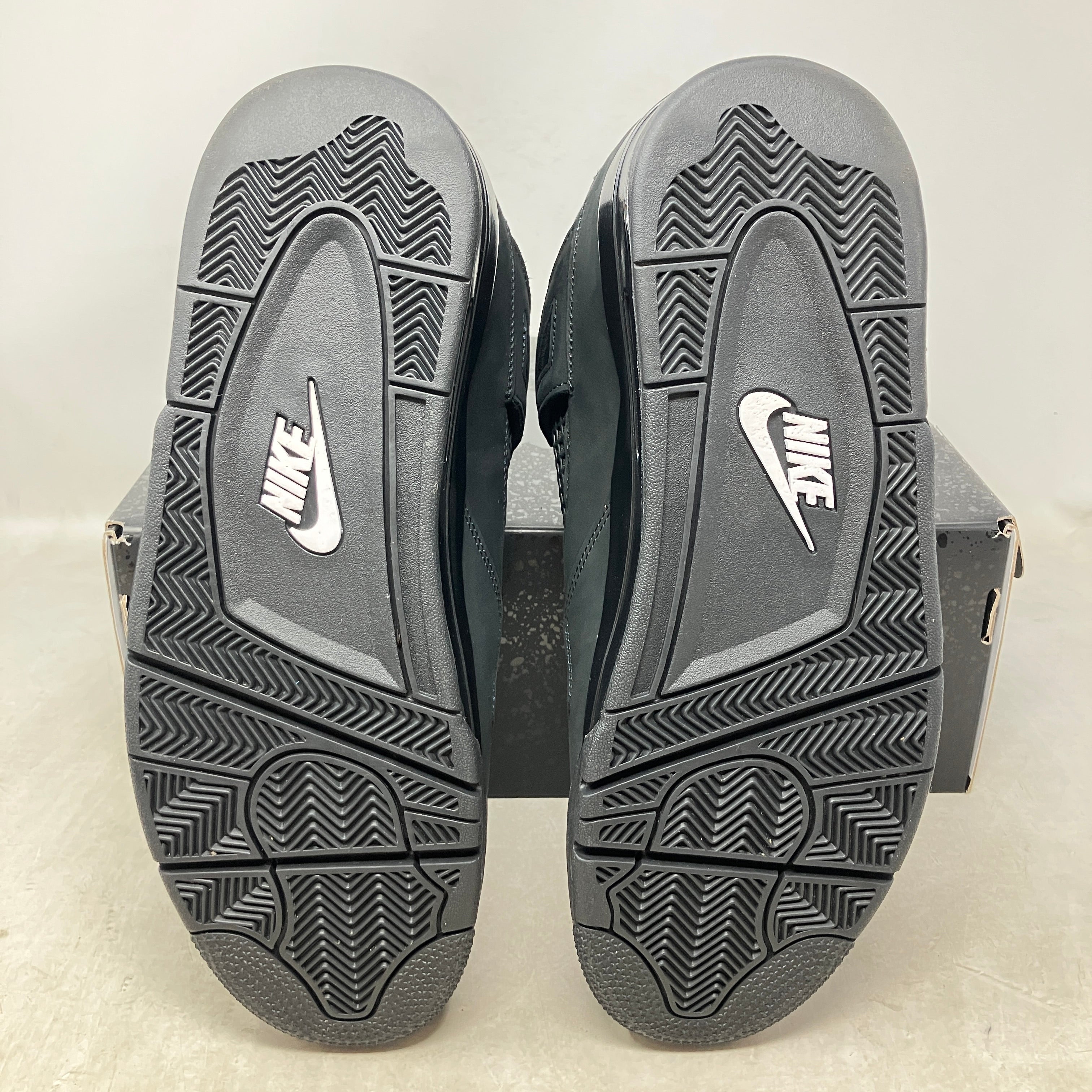 Jordan 4 Retro Black Cat (2025)