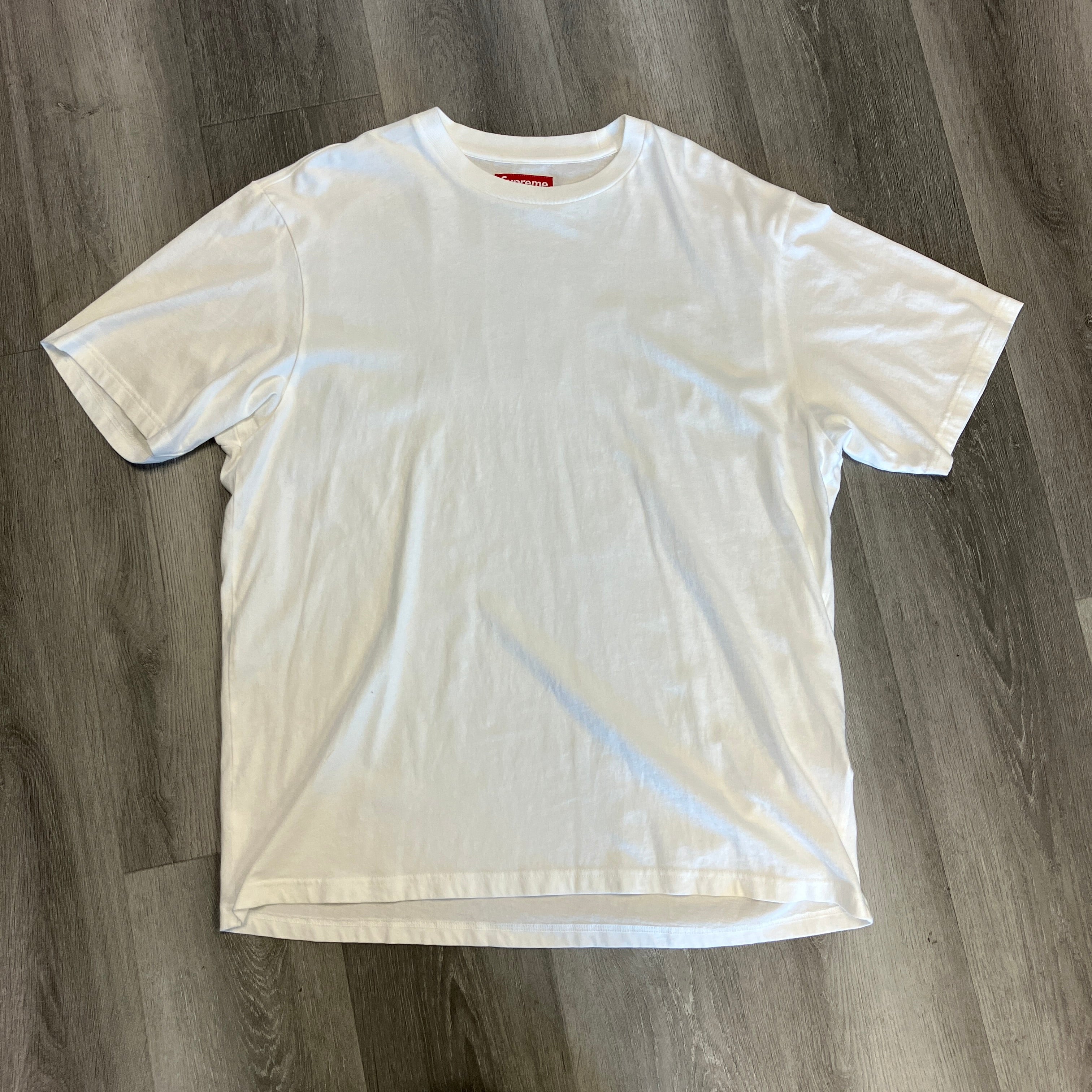 Supreme Cracked Back Arc S/S Top White