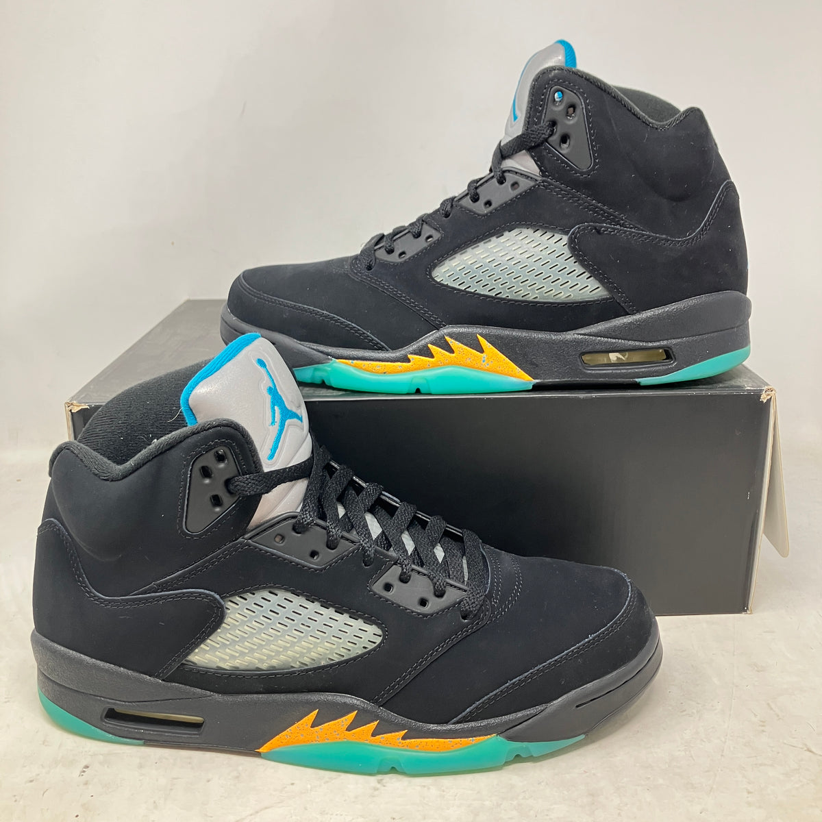 Jordan 5 Retro Aqua