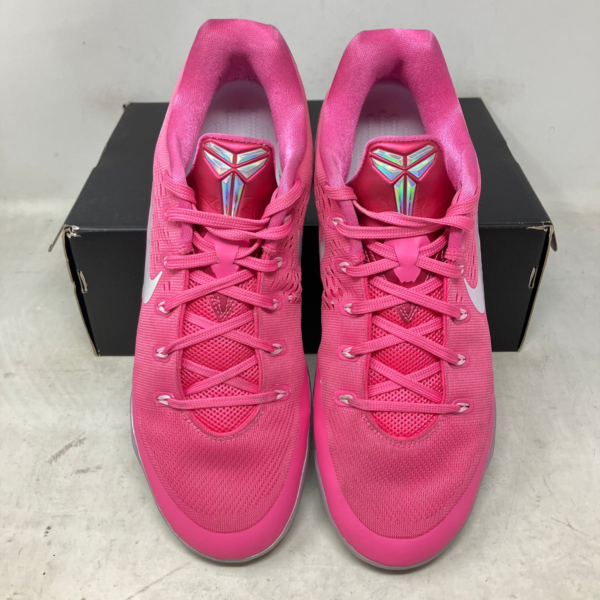 Nike Kobe 9 EM Low Protro Kay Yow Think Pink