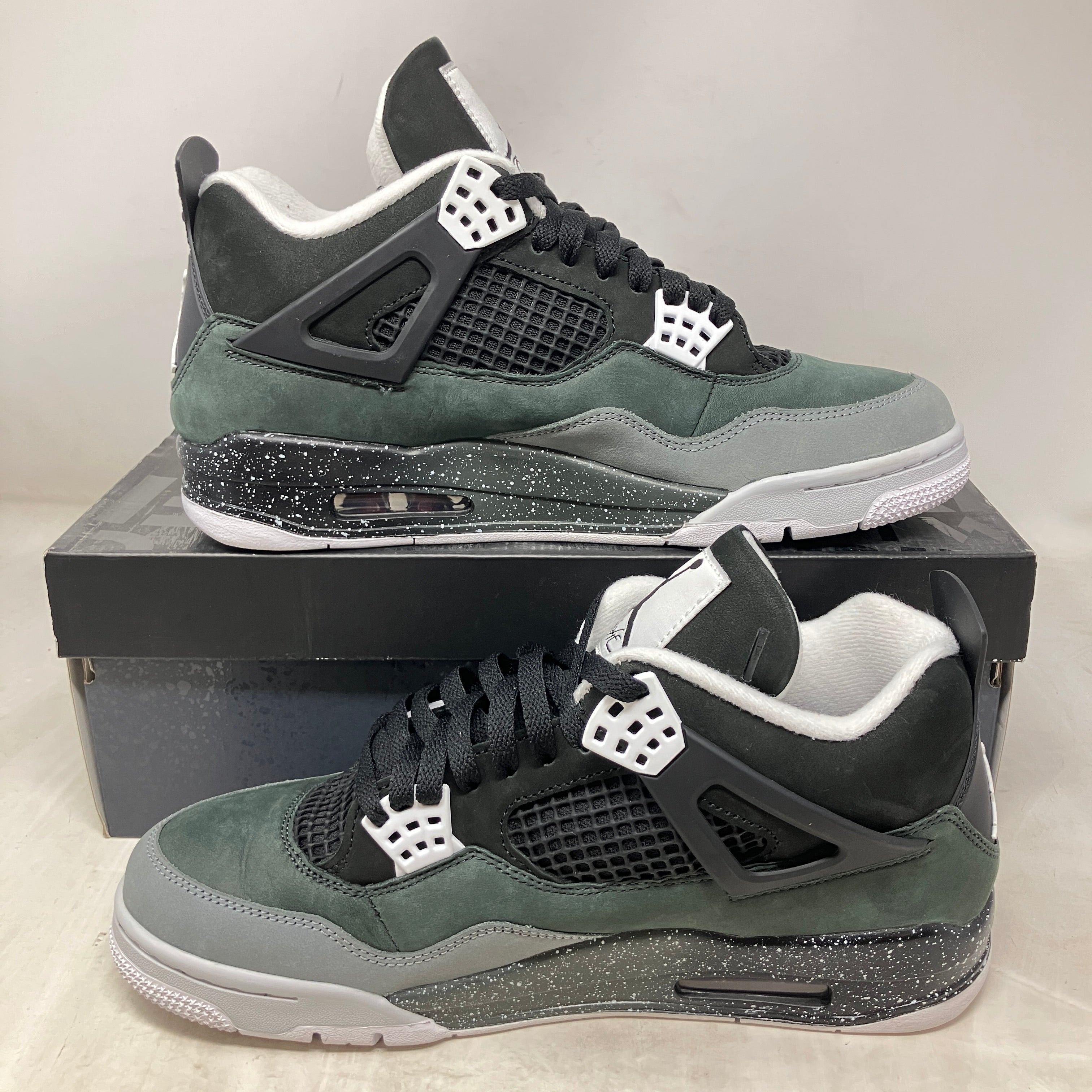 Jordan 4 Retro Fear (2024)