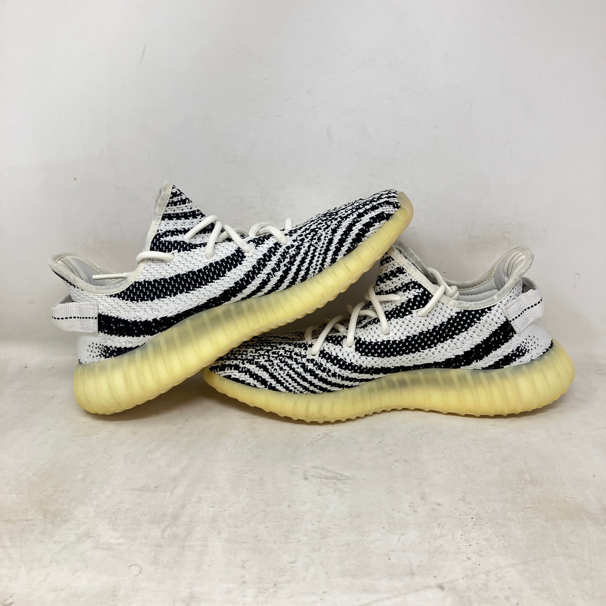 adidas Yeezy Boost 350 V2 Zebra