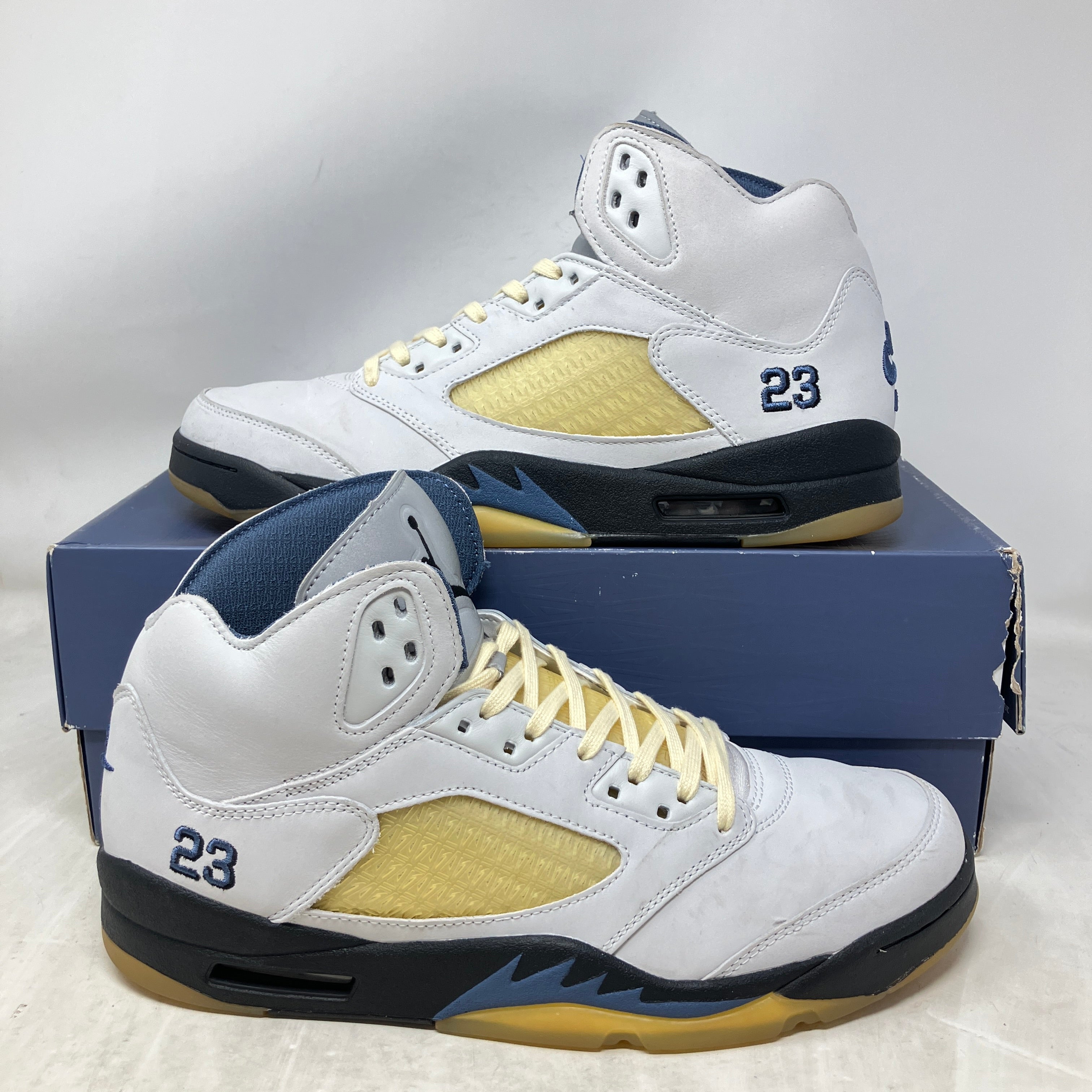 Jordan 5 Retro A Ma Maniére Dawn (Women's)