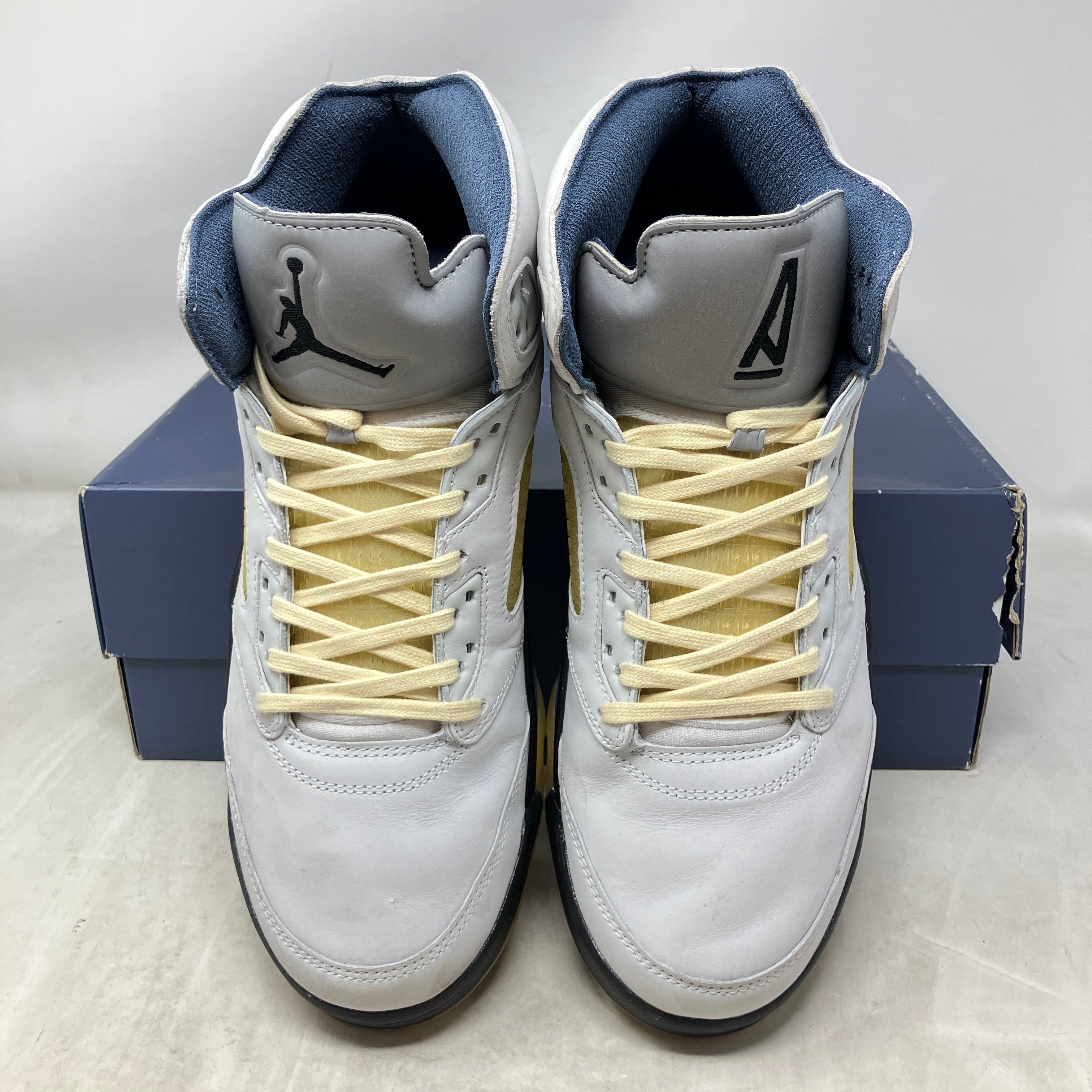 Jordan 5 Retro A Ma Maniére Dawn (Women's)