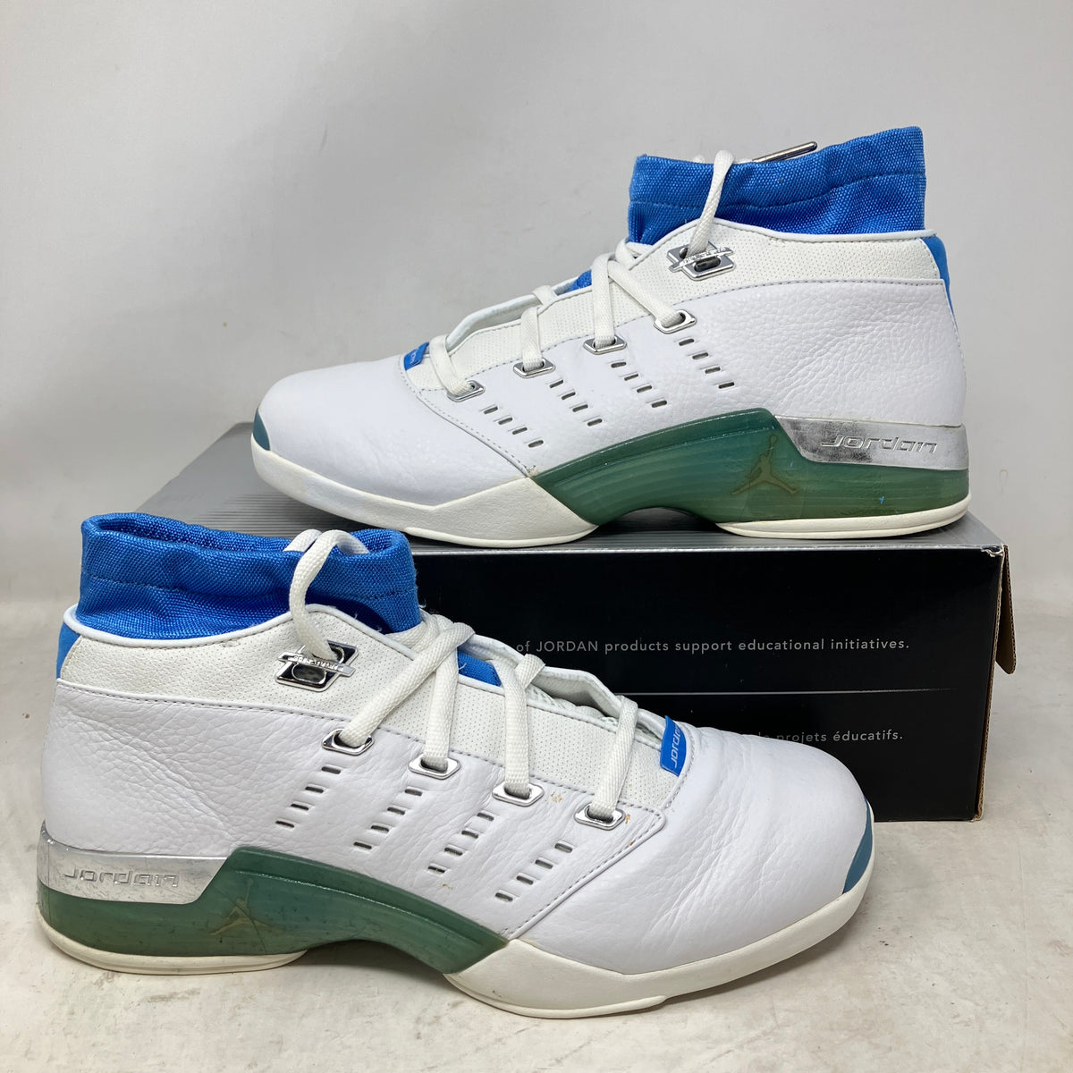 Jordan 17 OG Low White Carolina