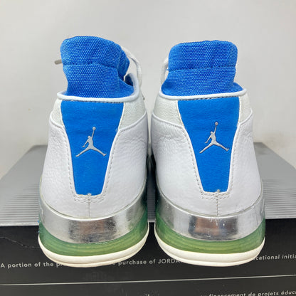 Jordan 17 OG Low White Carolina