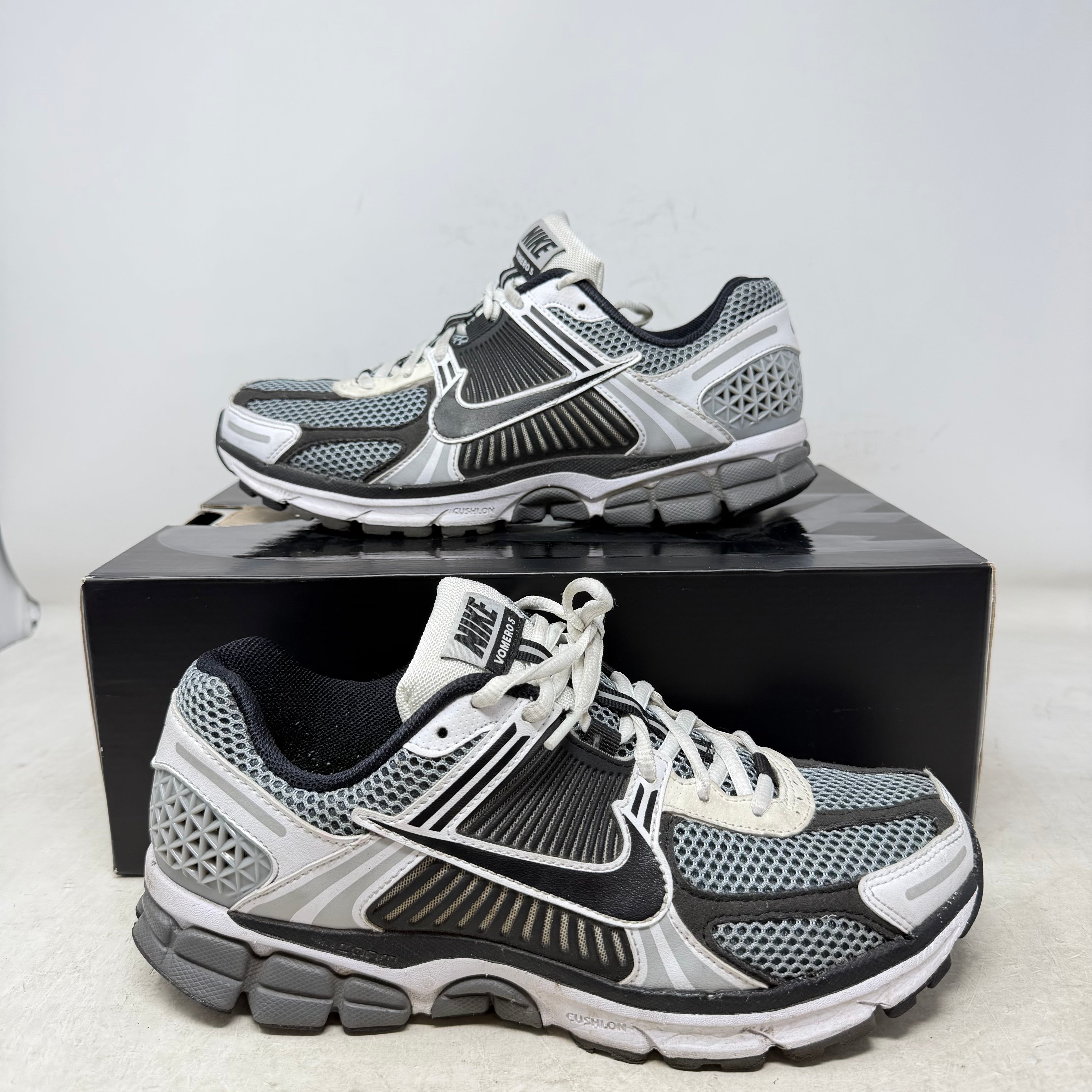 Nike Zoom Vomero 5 SE SP Dark Grey Black White