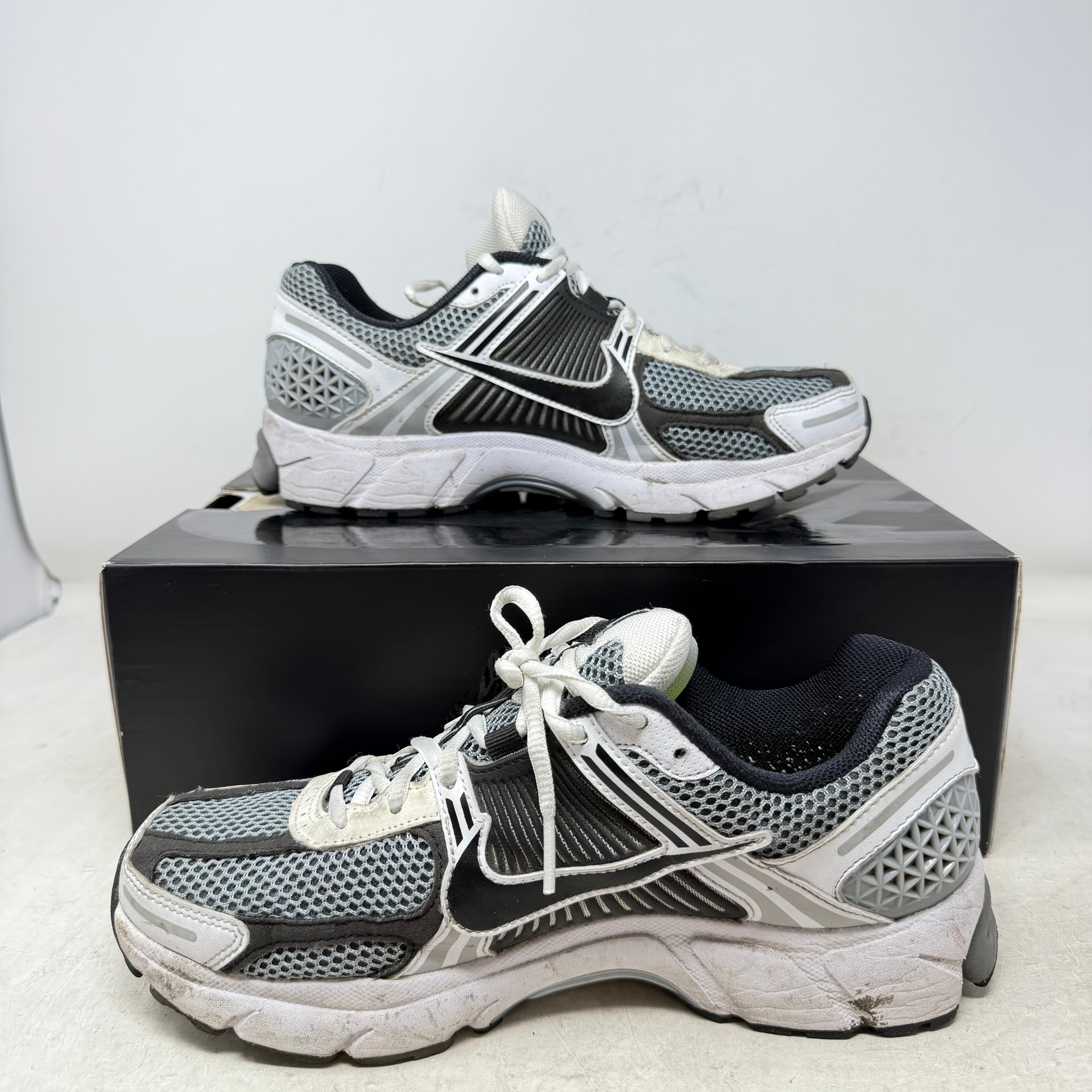 Nike Zoom Vomero 5 SE SP Dark Grey Black White