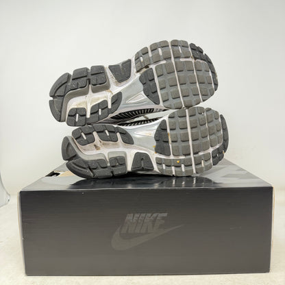 Nike Zoom Vomero 5 SE SP Dark Grey Black White