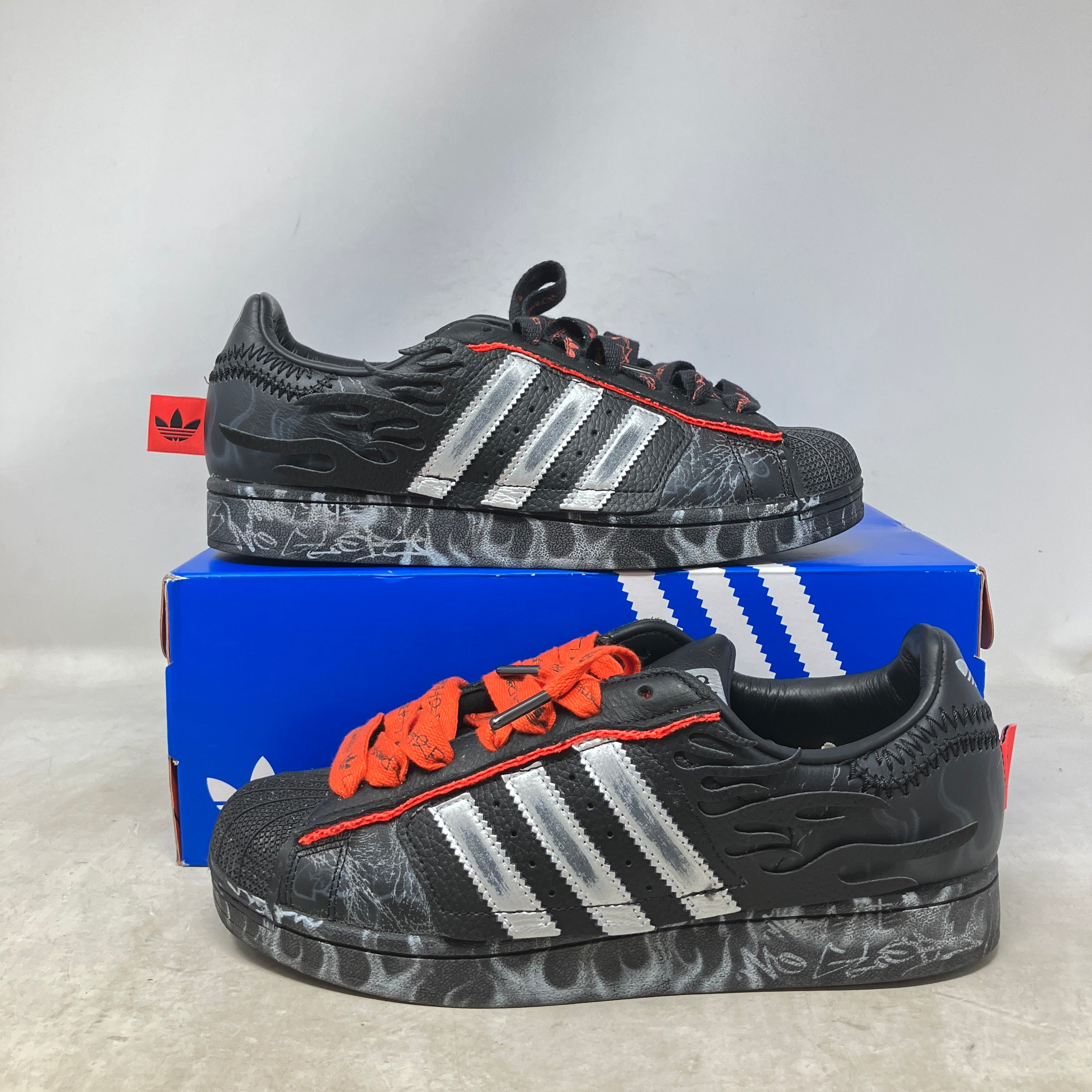 adidas Superstar Hellstar