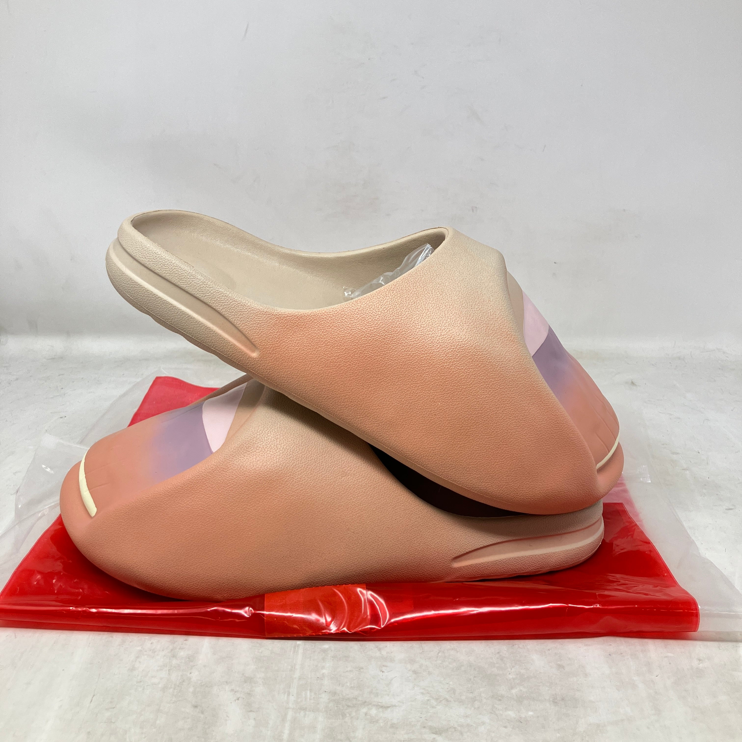 Bravest Studios Toe Slipper Canyaon