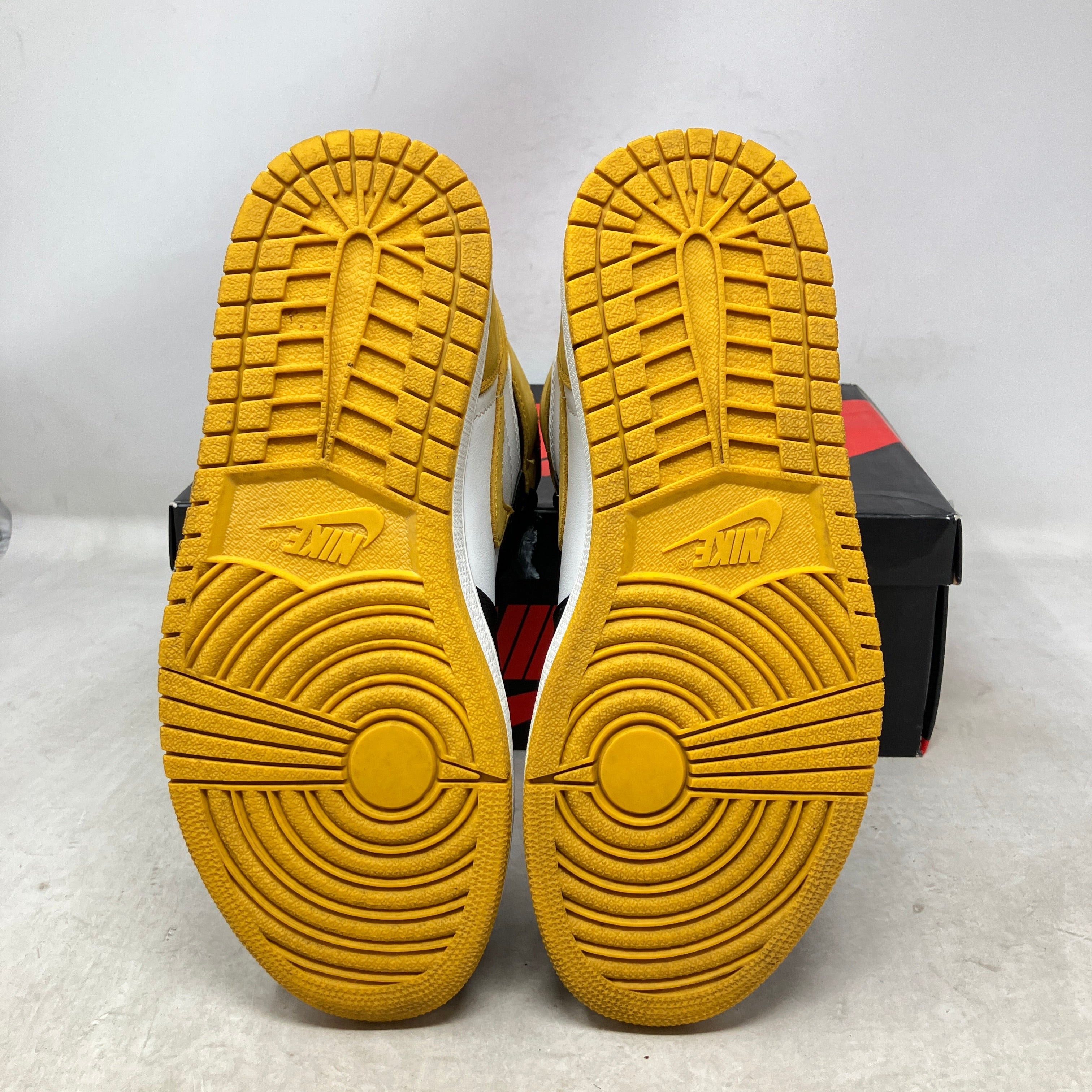 Jordan 1 Retro High Yellow Ochre