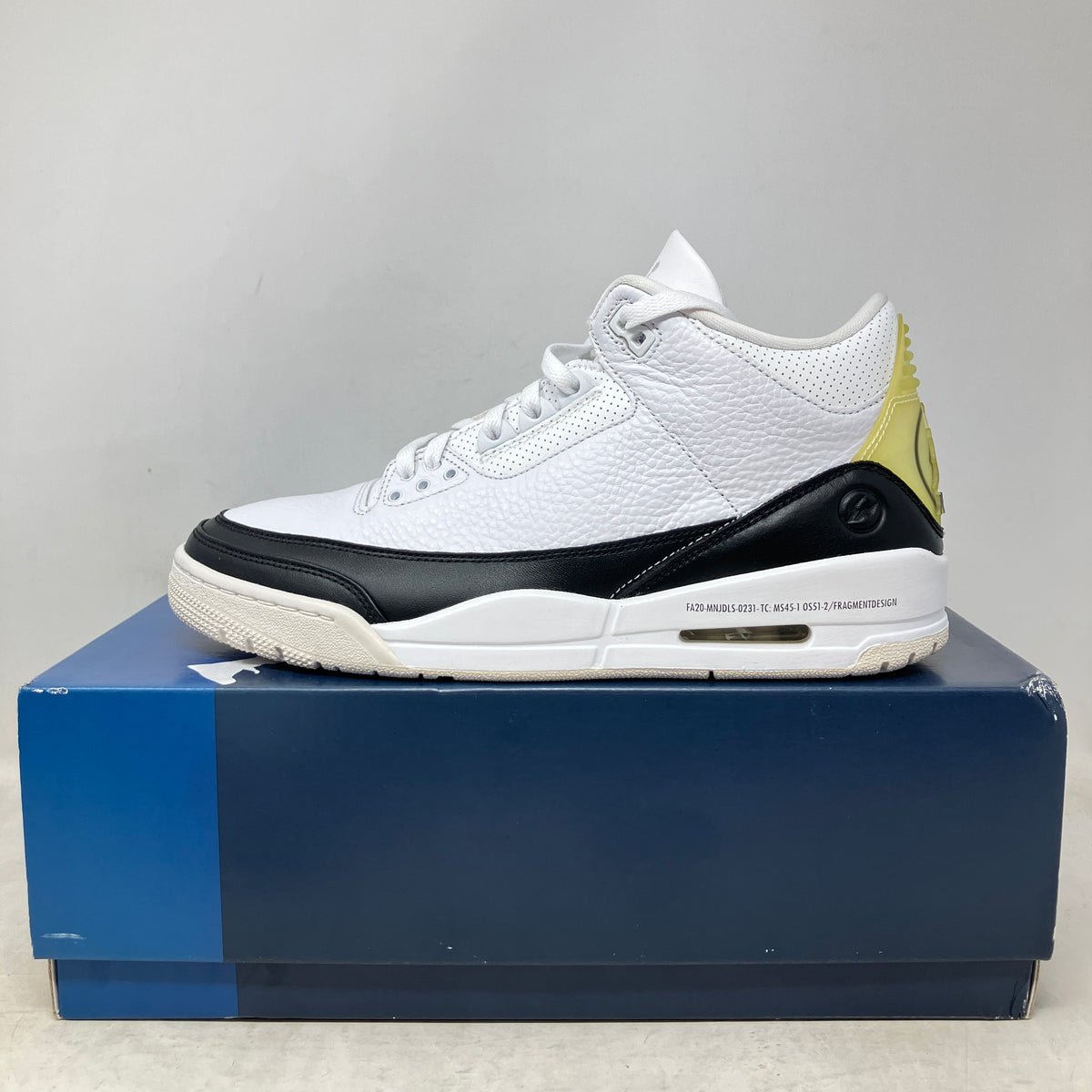 Jordan 3 Retro Fragment