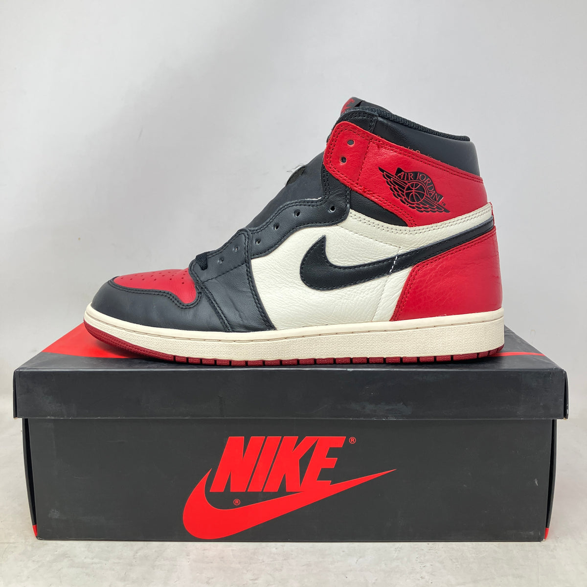 Jordan 1 Retro High Bred Toe