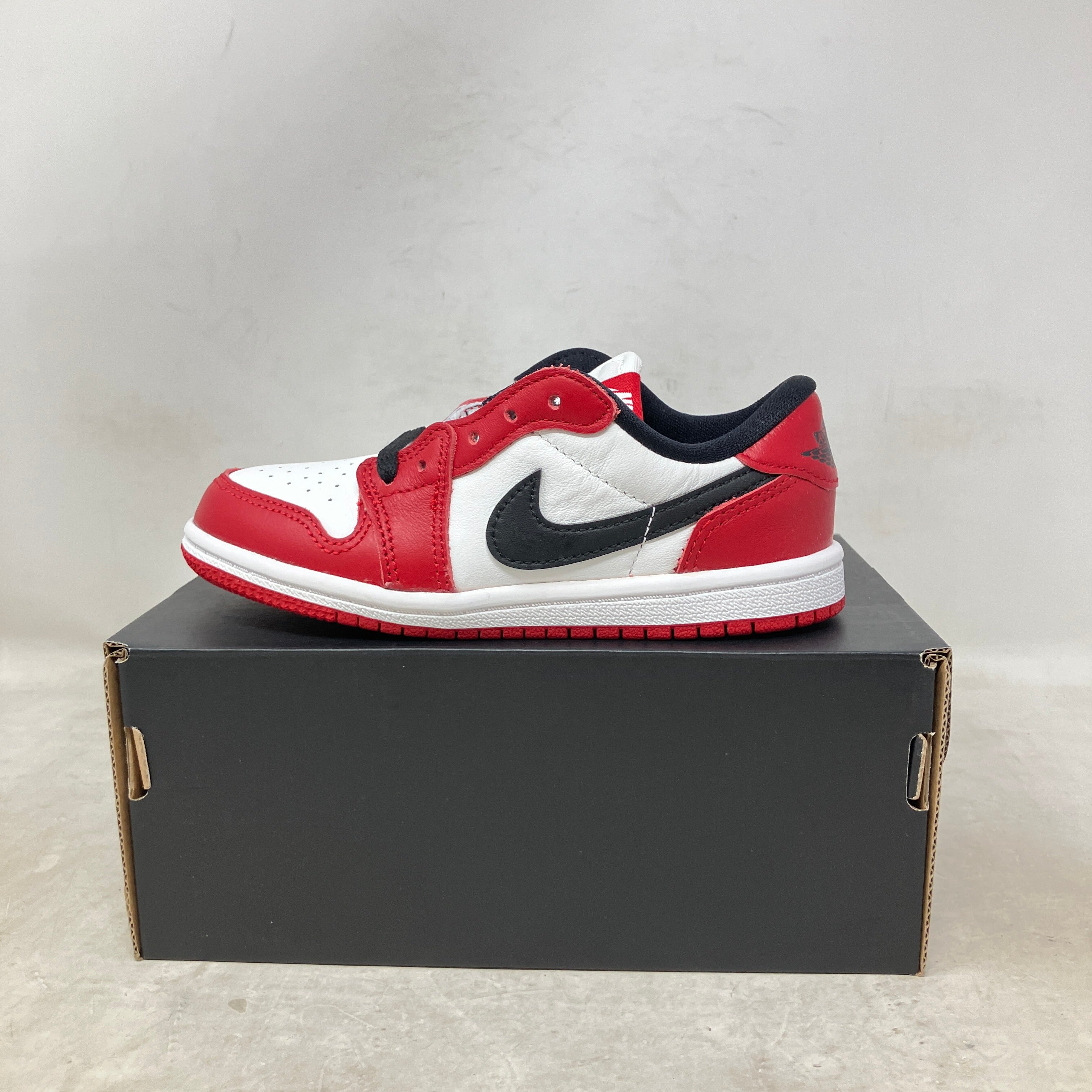 Jordan 1 Retro Low OG Chicago (2025) (TD)
